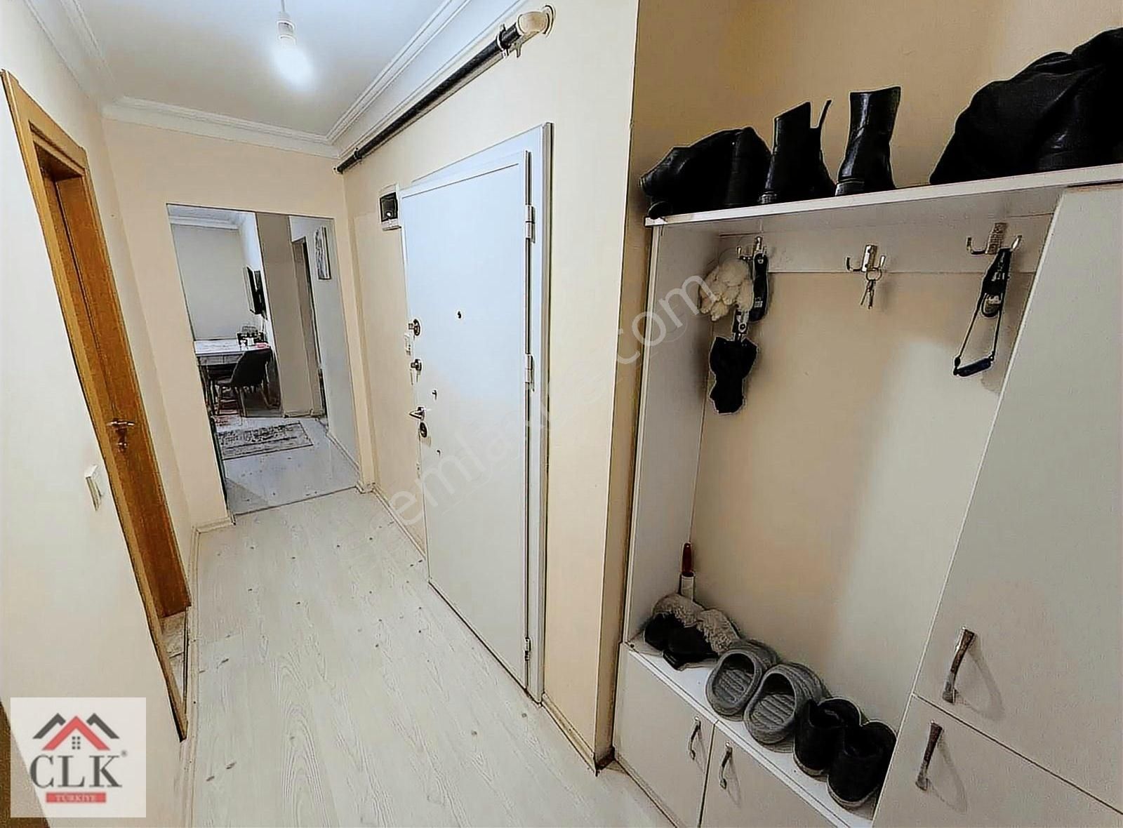 Hamidiye Mh'de Gün Boyu Işık Alan Ferah 2+1 Arakat Eşyalı Daire - Görsel 3