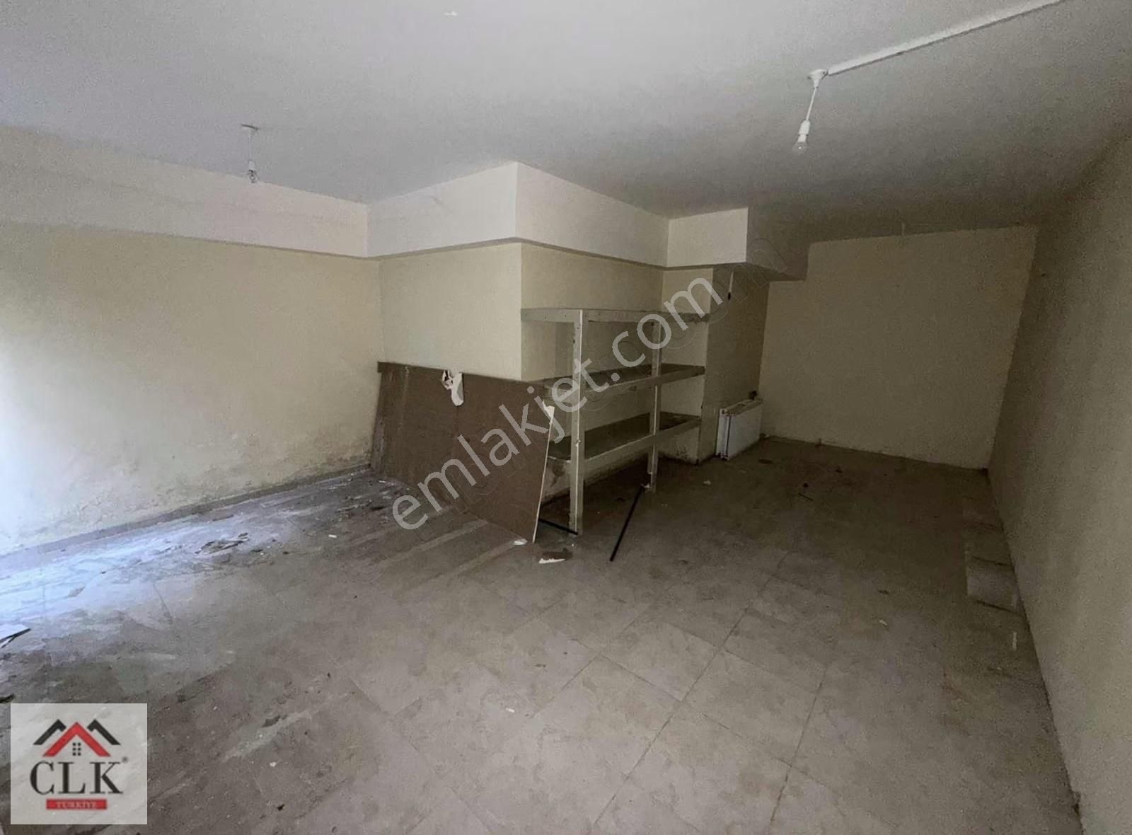Clk'dan Cadde Üzeri Tabela Değeri Yüksek Kiralık Dükkan - Görsel 9
