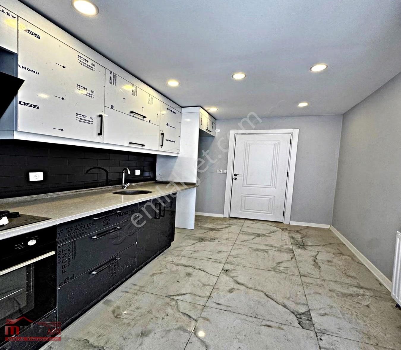 Beylikdüzü Yakuplu Da Satılık 3+1 Sıfır Ön Cephe Metrobüse 15dk - Görsel 19