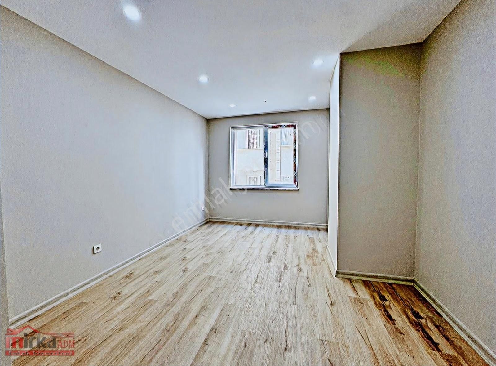 Beylikdüzü Yakuplu Da Satılık 3+1 Sıfır Arakat Ön Cephe Daire - Görsel 13