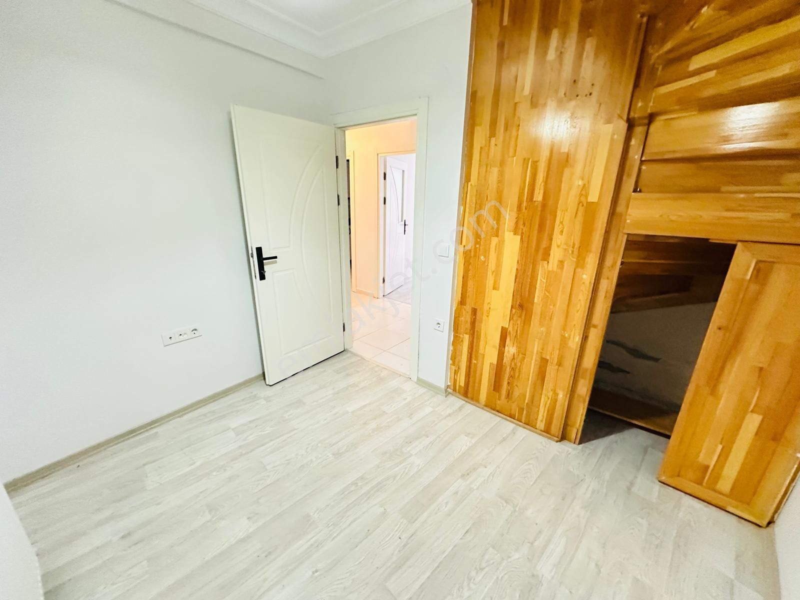 Has Seba'da Tevfikbey'de 4+1 175m2 Özel Dizaynlı Satılık Dubleks - Görsel 15