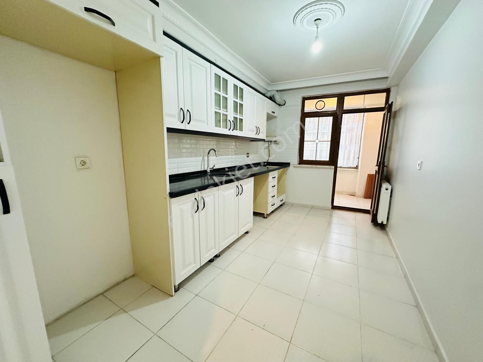 Has Seba'da Tevfikbey'de 4+1 175m2 Özel Dizaynlı Satılık Dubleks - Görsel 8