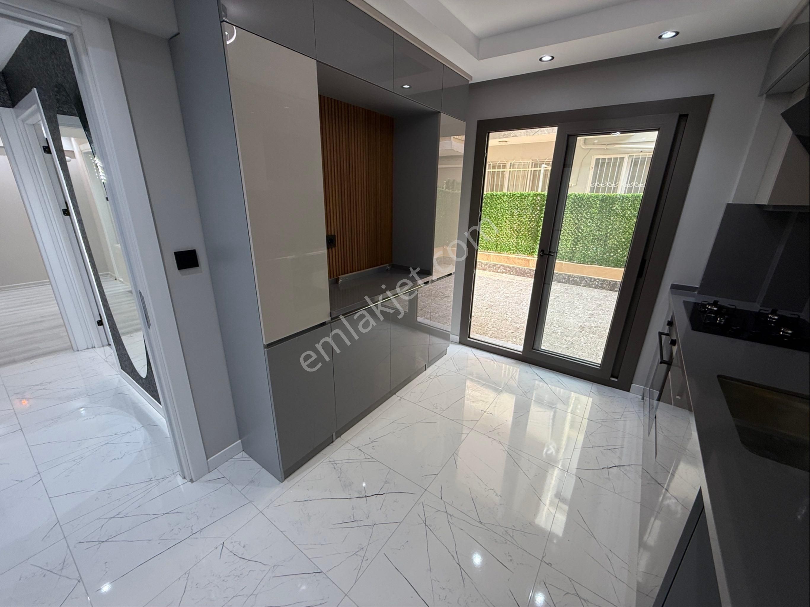 Balçovanın Bu Kalbinde Bahçeli 3+1 Daire - Görsel 10