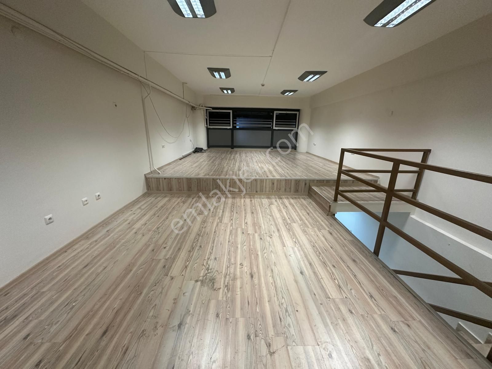 Em-of Emlak'tan Yükleme Katında 150 M2 Yapılı Kiralık İş Yeri - Görsel 6