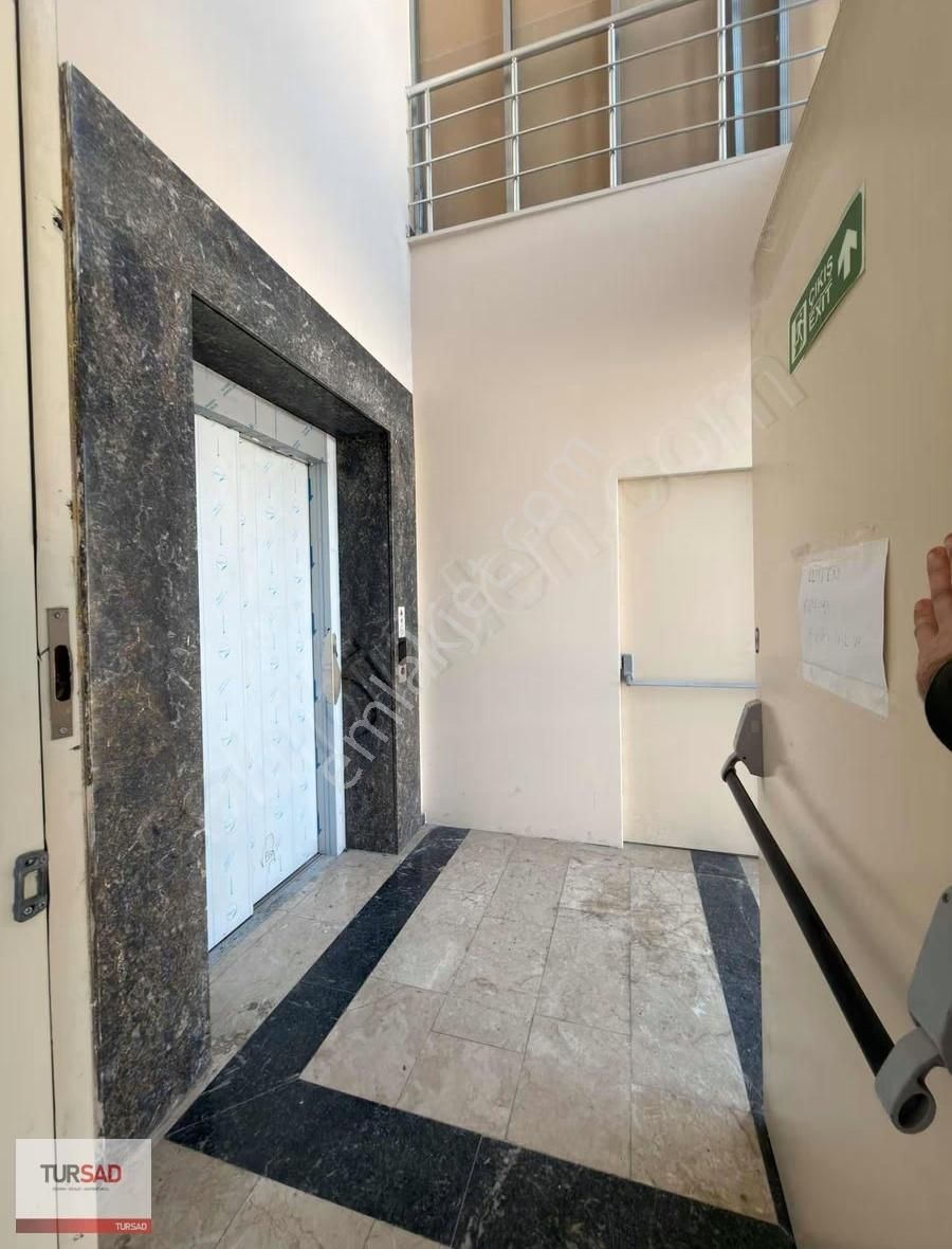 1250 M2 Kapalı Alanı Fırsat Depo / Fabrika / İş Yeri - Görsel 4