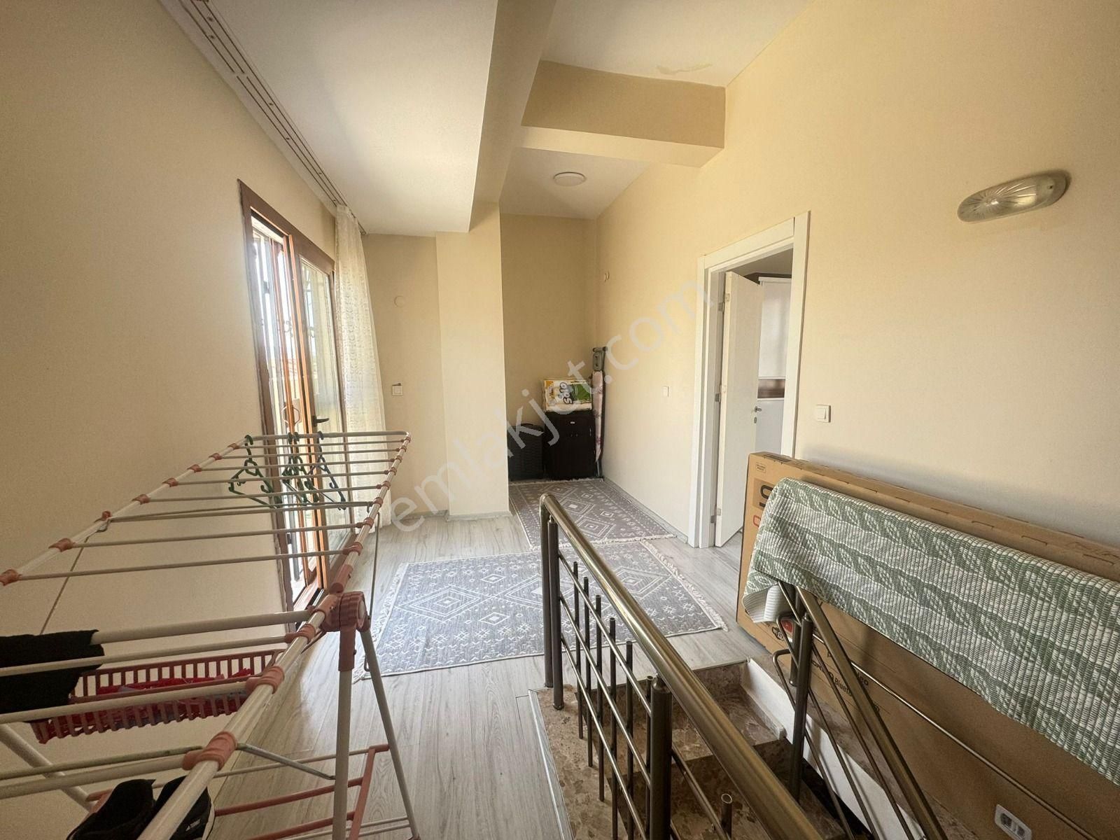 İzmir Bayar Gayrimenkul'den Şirinyer'in Merkezinde Acil Satılık Dubleks Daire - Görsel 16