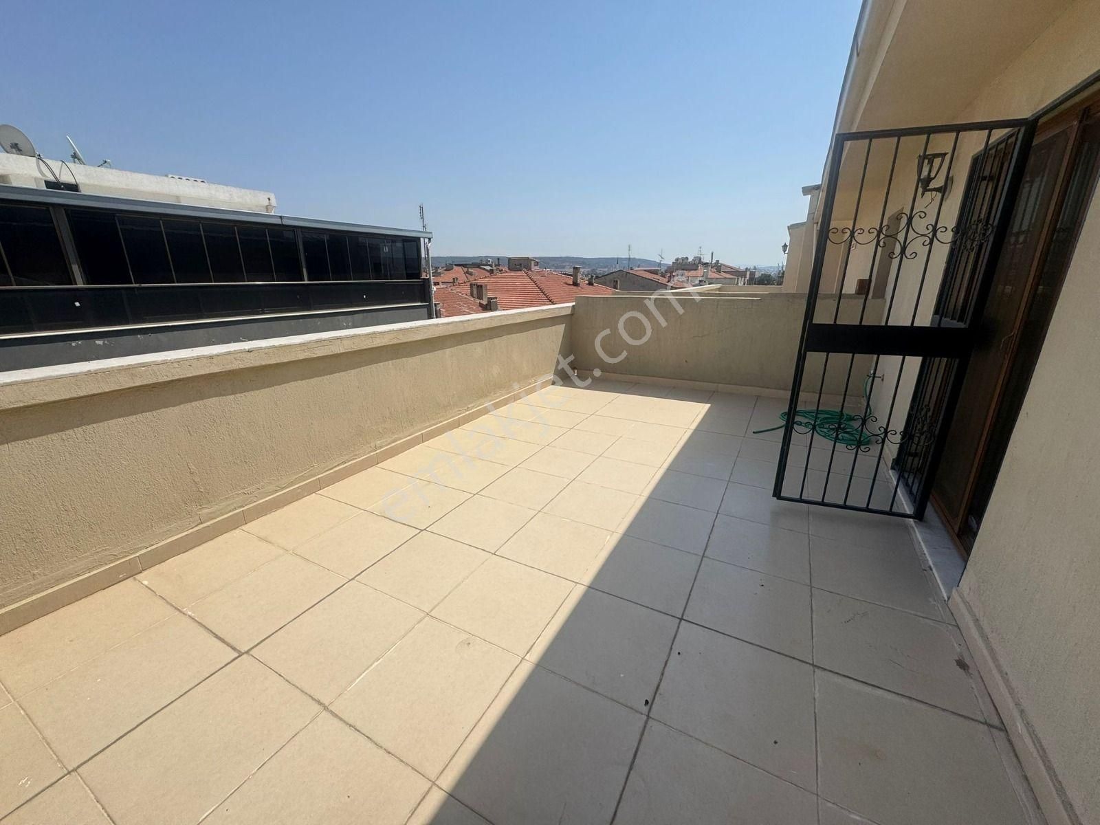 İzmir Bayar Gayrimenkul'den Şirinyer'in Merkezinde Acil Satılık Dubleks Daire - Görsel 21