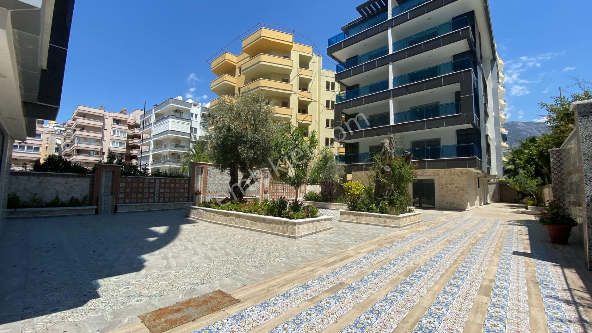 Alanya Mahmutlar'da Full Deniz Manzaralı 2+1 Eşyasız Daire - Görsel 18