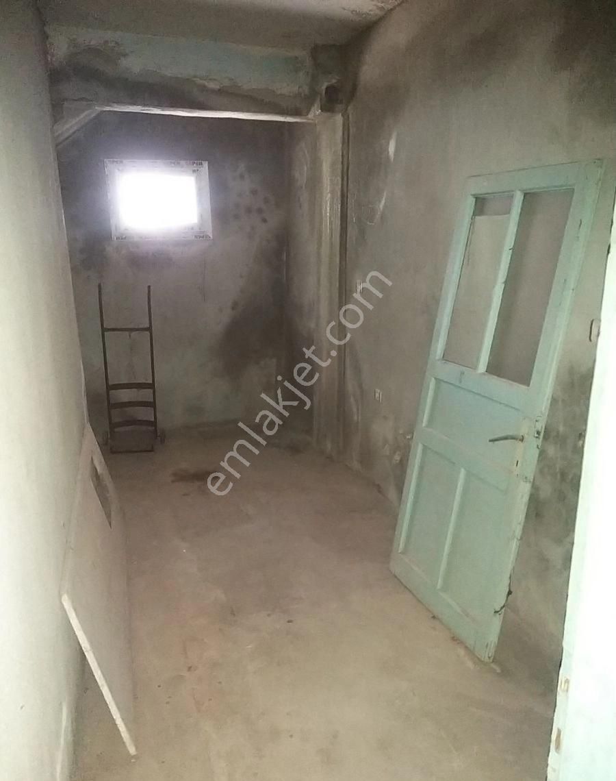 İzmir Konak Gültepe/murat Mahallesi/nde/bahçeli/teraslı/müstakil Ev - Görsel 21