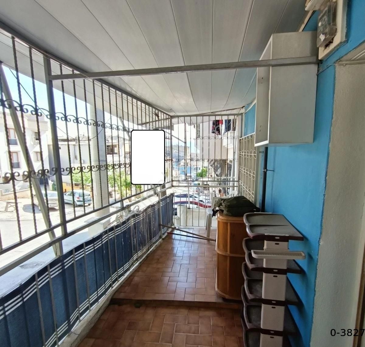 İzmir Buca Ufufk Mahallesinde//meydanyakını.tekkatlı Numarataşları Ayrı Hisse Tapulu Müstakil Ev - Görsel 8