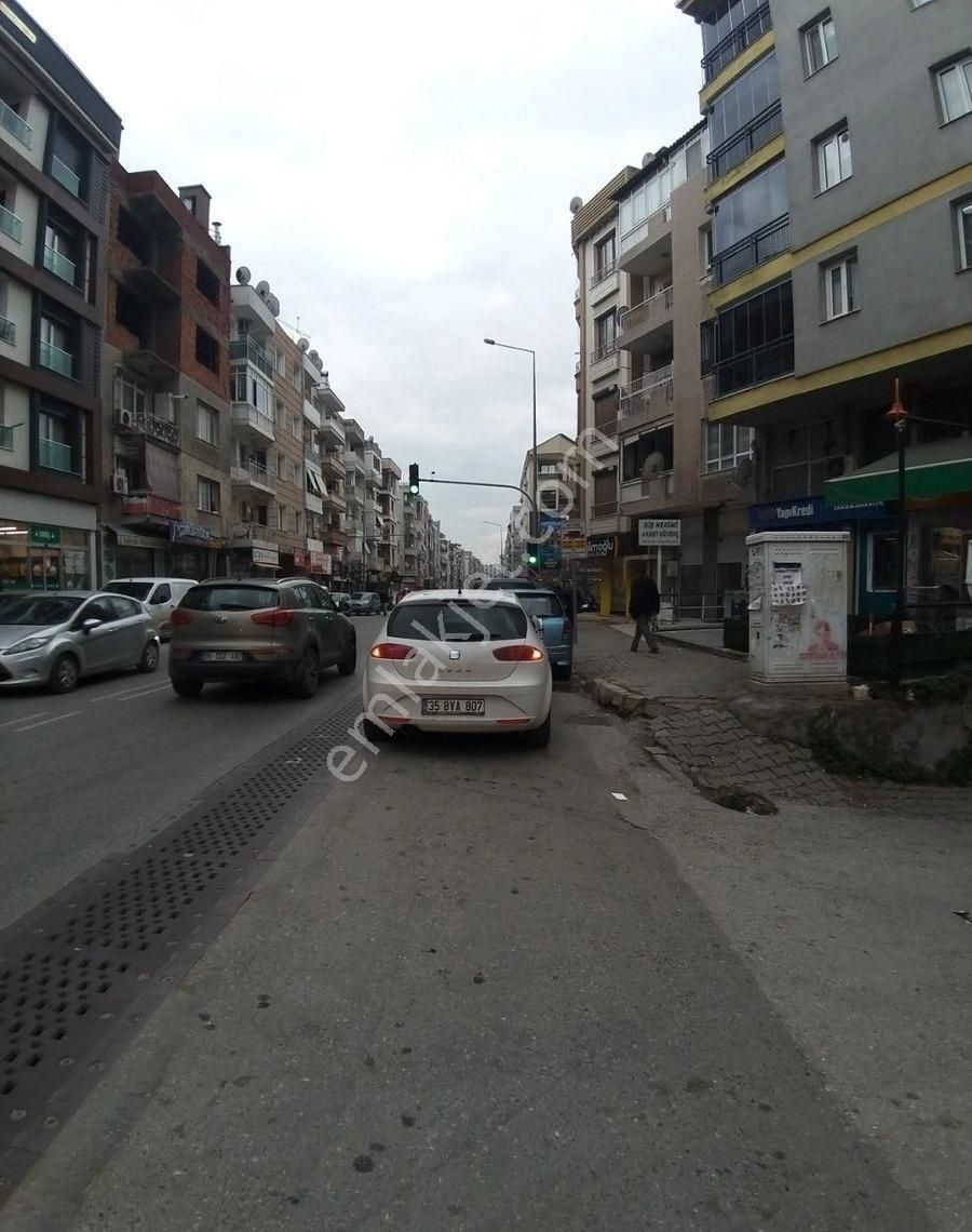 Buca Hürriyet Mahallesinde//uçanyolyakını//asansörlü//90m2-2+1 - Görsel 16