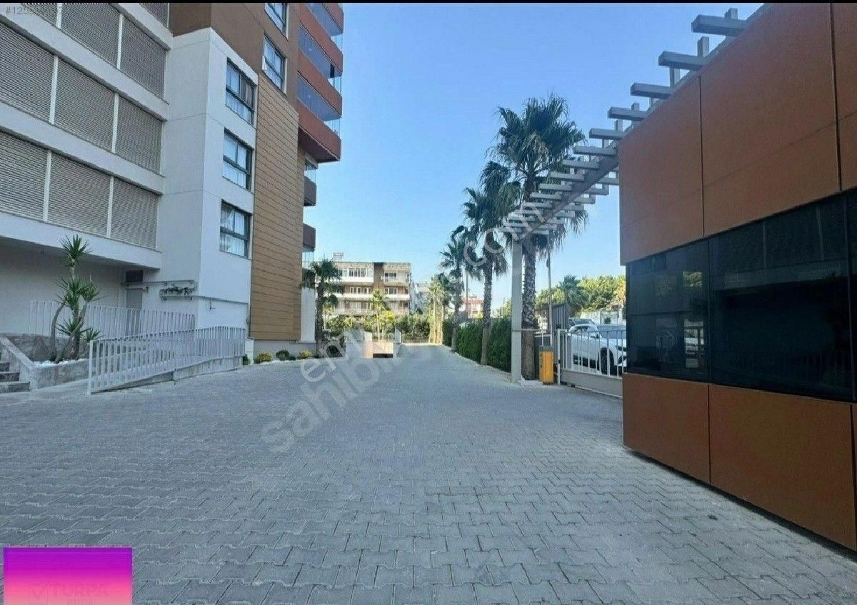 İzmir Karabağlar//fi Yapı Mynar Lıfe Sitesinde Ara Kat 3+1 Havuzlu Lüks Daire - Görsel 7