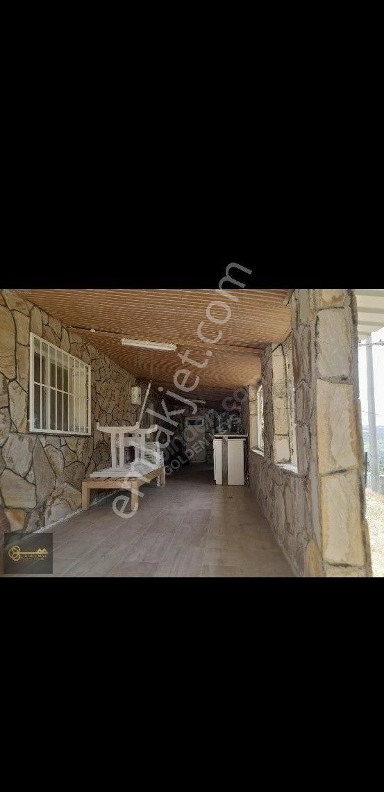 İzmir Bornova Sarnıç Köyünde.bornova Tünellerin Üsttarafında Sarnıç Köy İçinde//256m2 Bahçeli Ev - Görsel 13