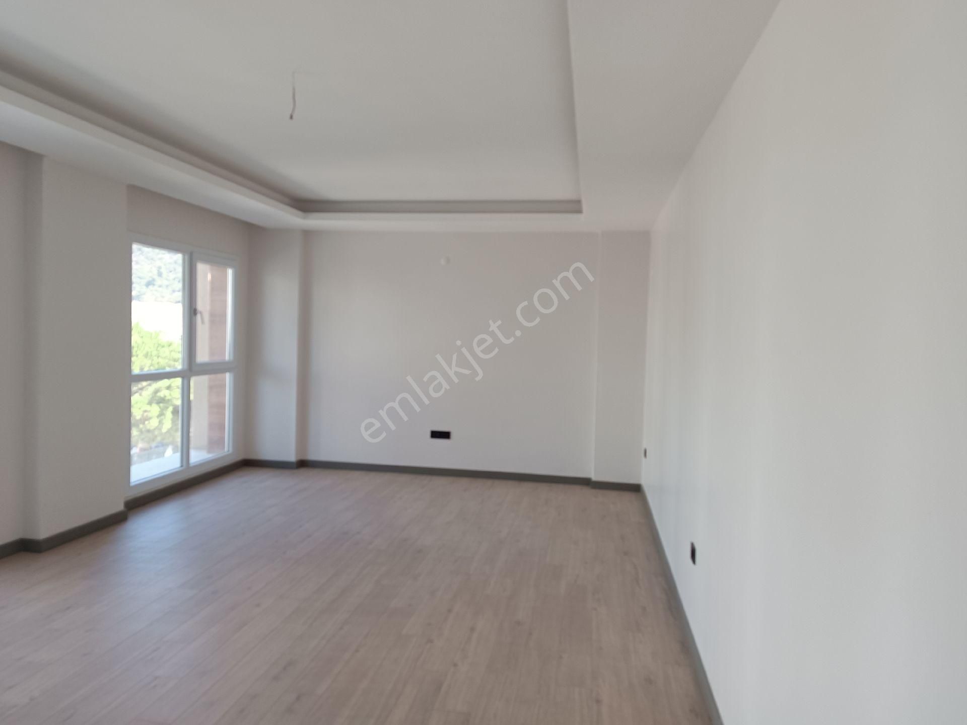 Kuşadası Merkezde Satılık 3+1 Sıfır Daire - Görsel 14