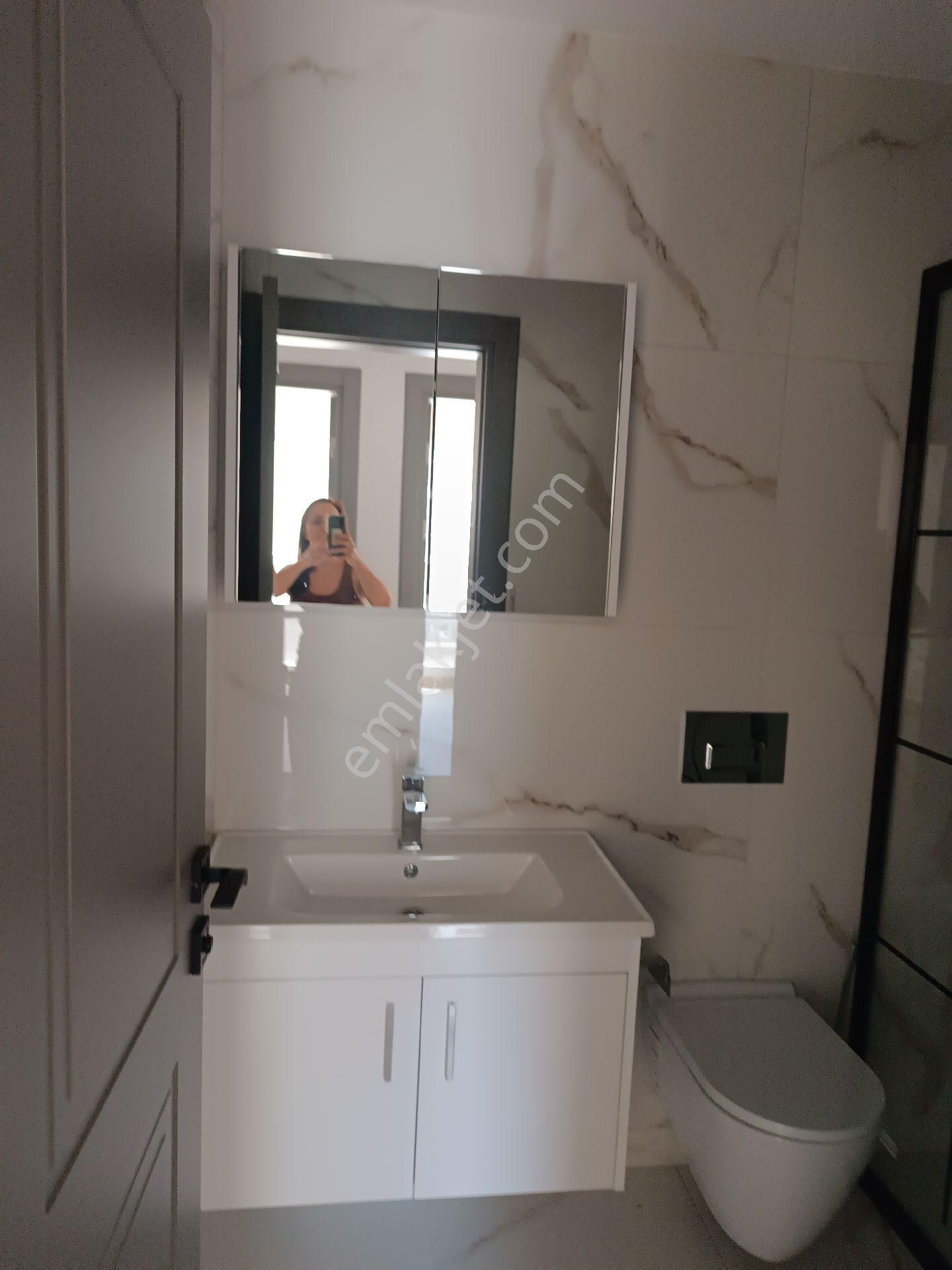 Kuşadası Merkezde Satılık 3+1 Sıfır Daire - Görsel 18