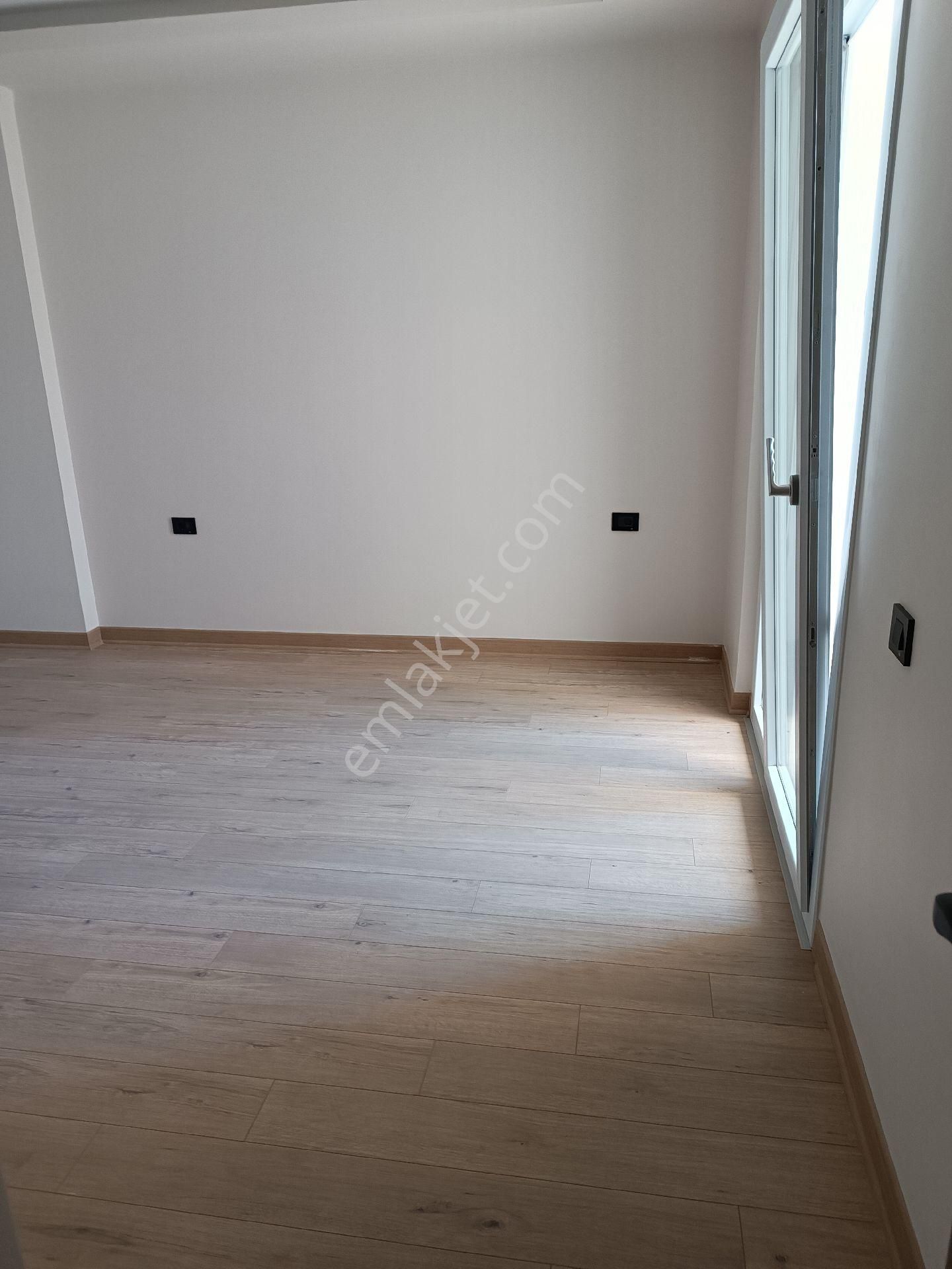 Kuşadası Merkezde Satılık 3+1 Sıfır Daire - Görsel 26