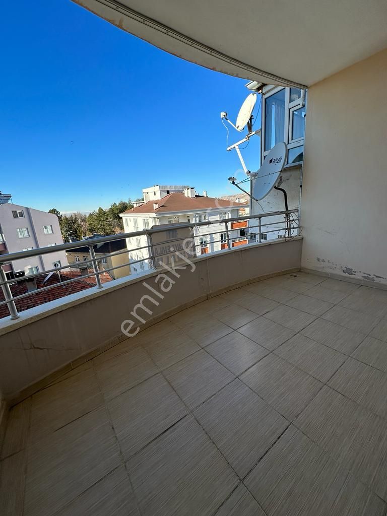 Öz Gaye Emlaktan Develi Yeni Mahalle Elbiz Caddesinde Satılık Dubleks Daire - Görsel 14