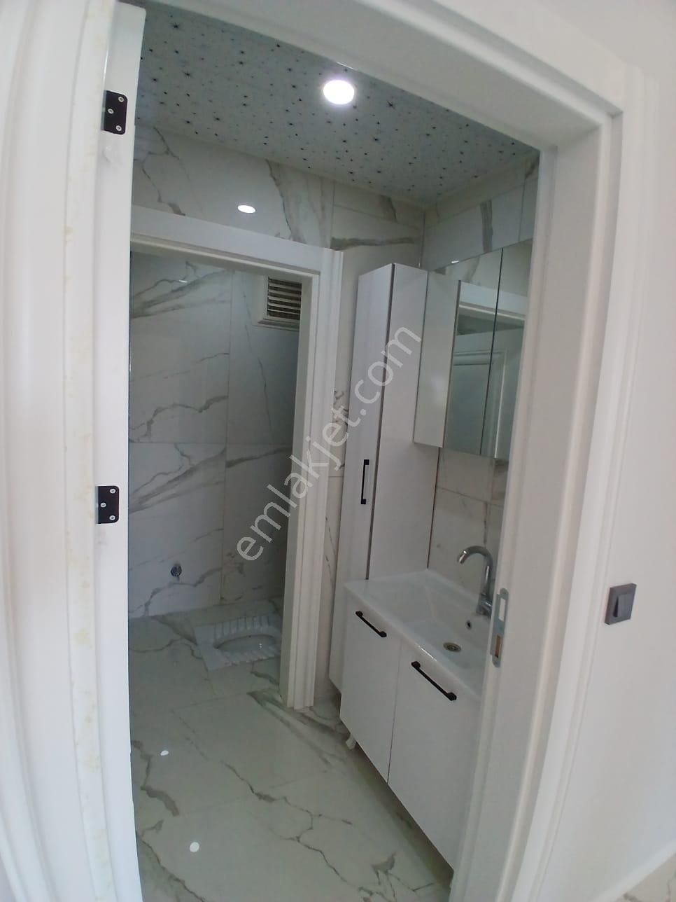 Akçay Emlak'tan Akşehir Gazi Mahallesinde Satılık Lüks 3+1 Daire - Görsel 23