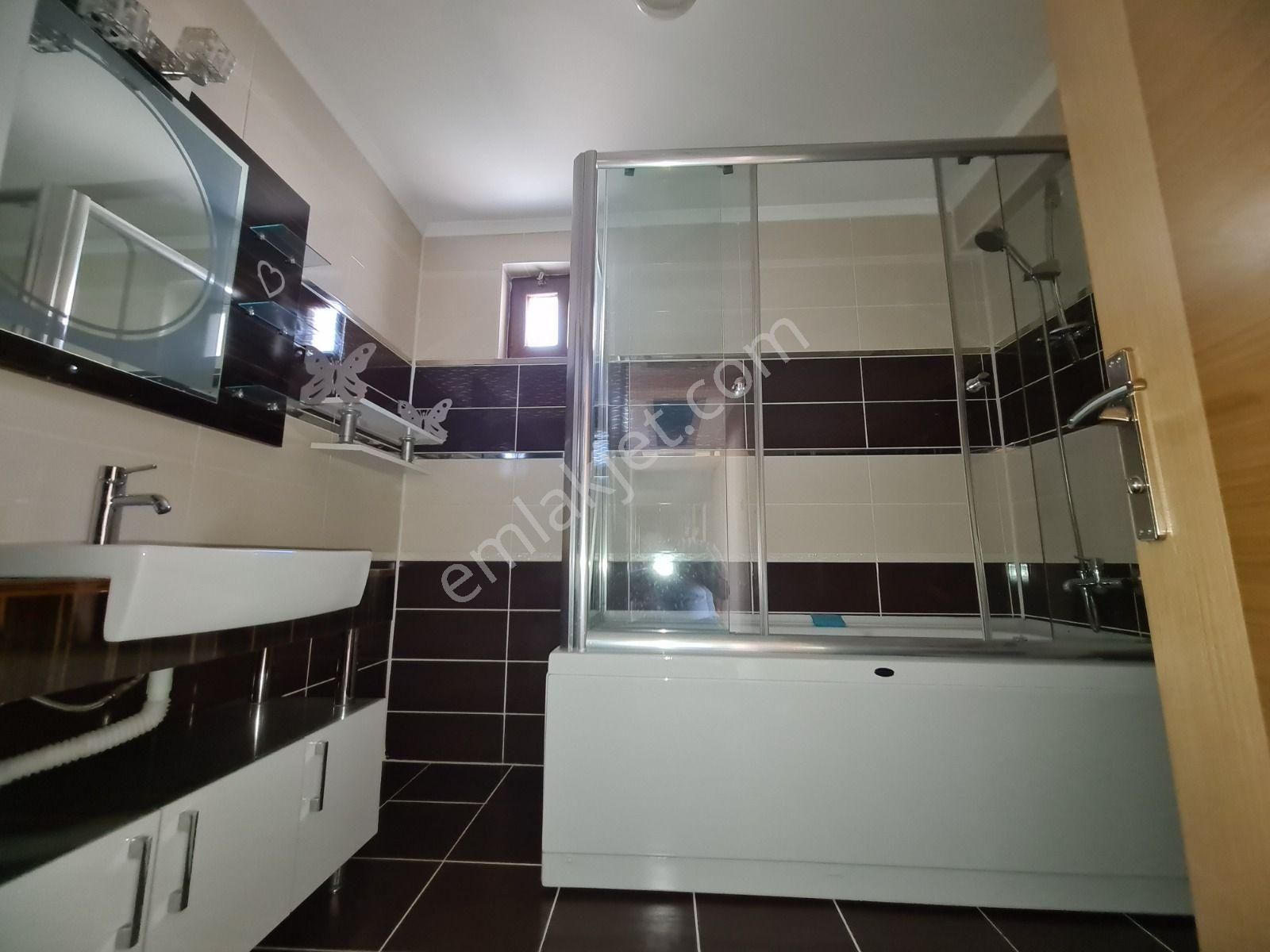 Seval Cd. Üzeri Manzaralı Sitede Teras Balkonlu Fırsat 3+1 Daire - Görsel 19