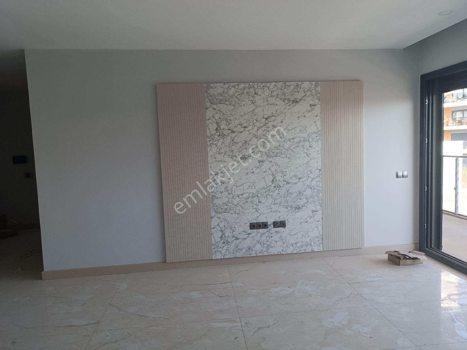 Kuşadası Merkezde Satılık 3+1 Kapalı Mutfak Dublex Daire - Görsel 3