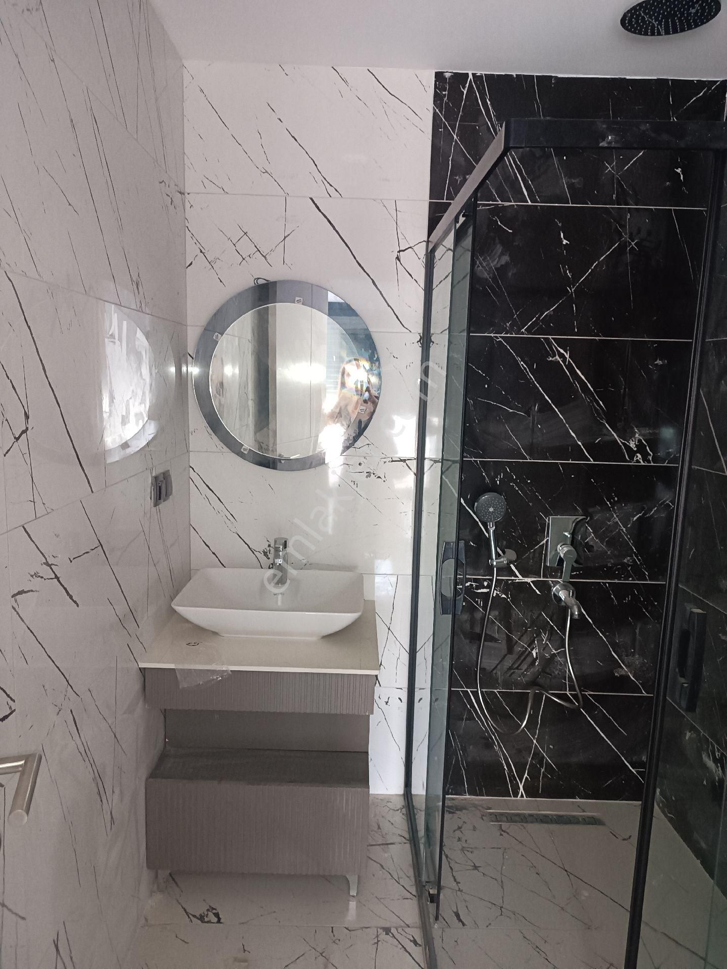 Kuşadası Merkezde Satılık 3+1 Kapalı Mutfak Dublex Daire - Görsel 17