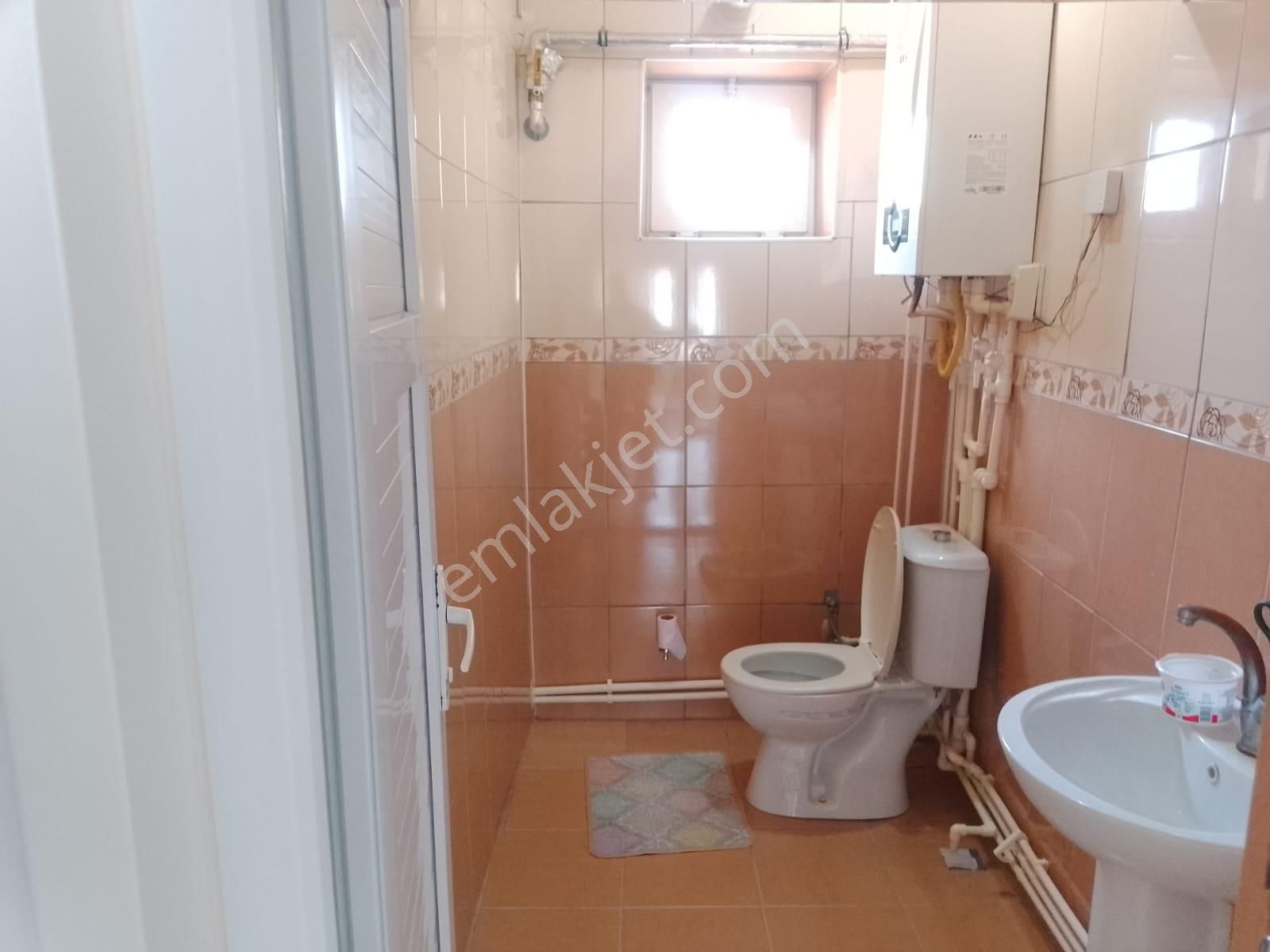 Akçay Emlak'tan Akşehir Yeni Mahallede Doğalgazlı İki Daireli Satılık Müstakil Ev - Görsel 14