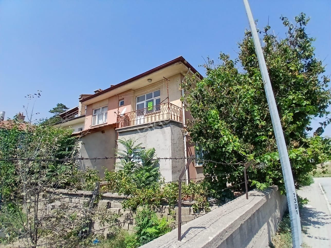 Akçay Emlak'tan Akşehir Yeni Mahallede Doğalgazlı İki Daireli Satılık Müstakil Ev - Görsel 32