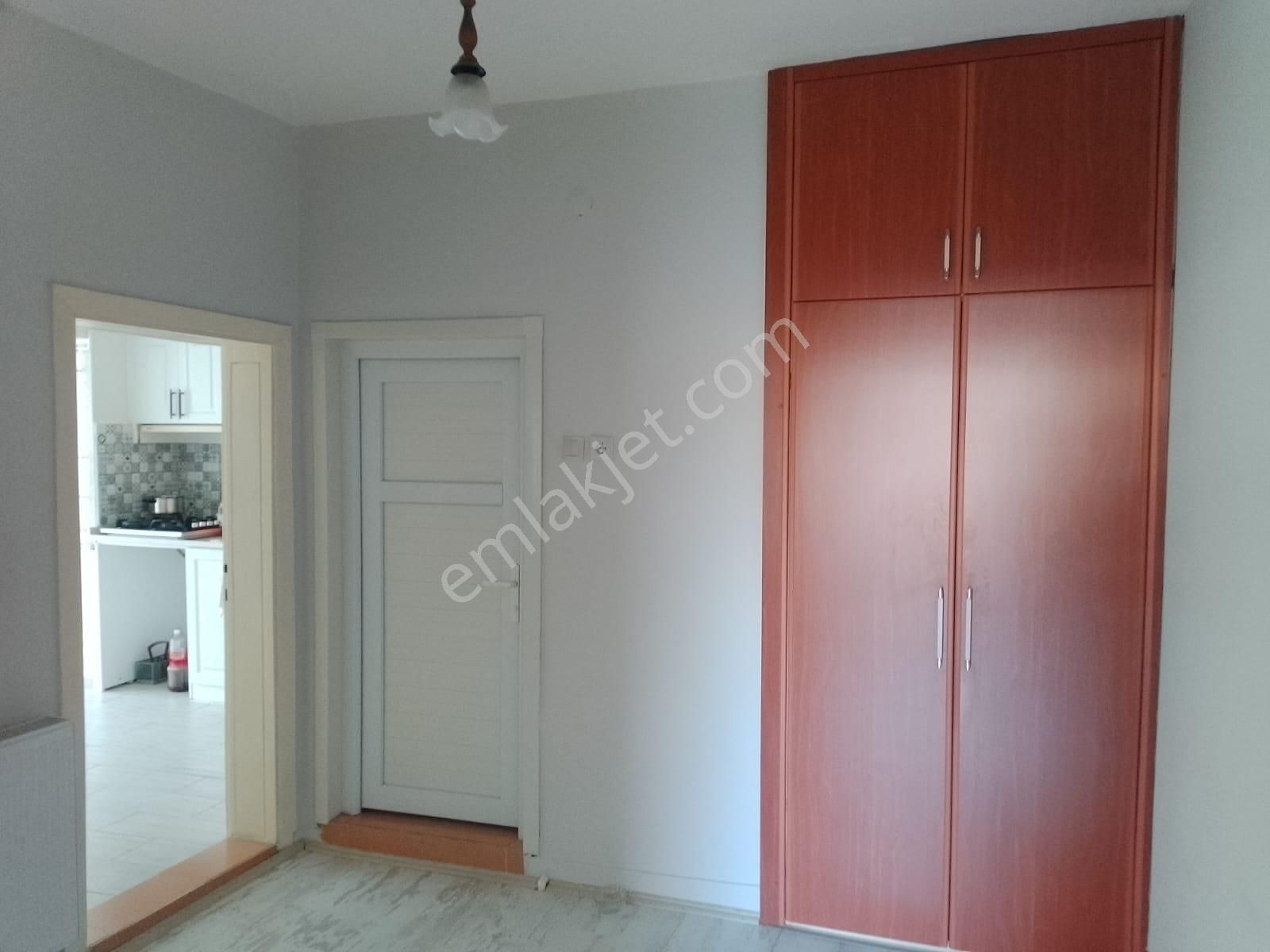 Akçay Emlak'tan Akşehir Yeni Mahallede Doğalgazlı İki Daireli Satılık Müstakil Ev - Görsel 10