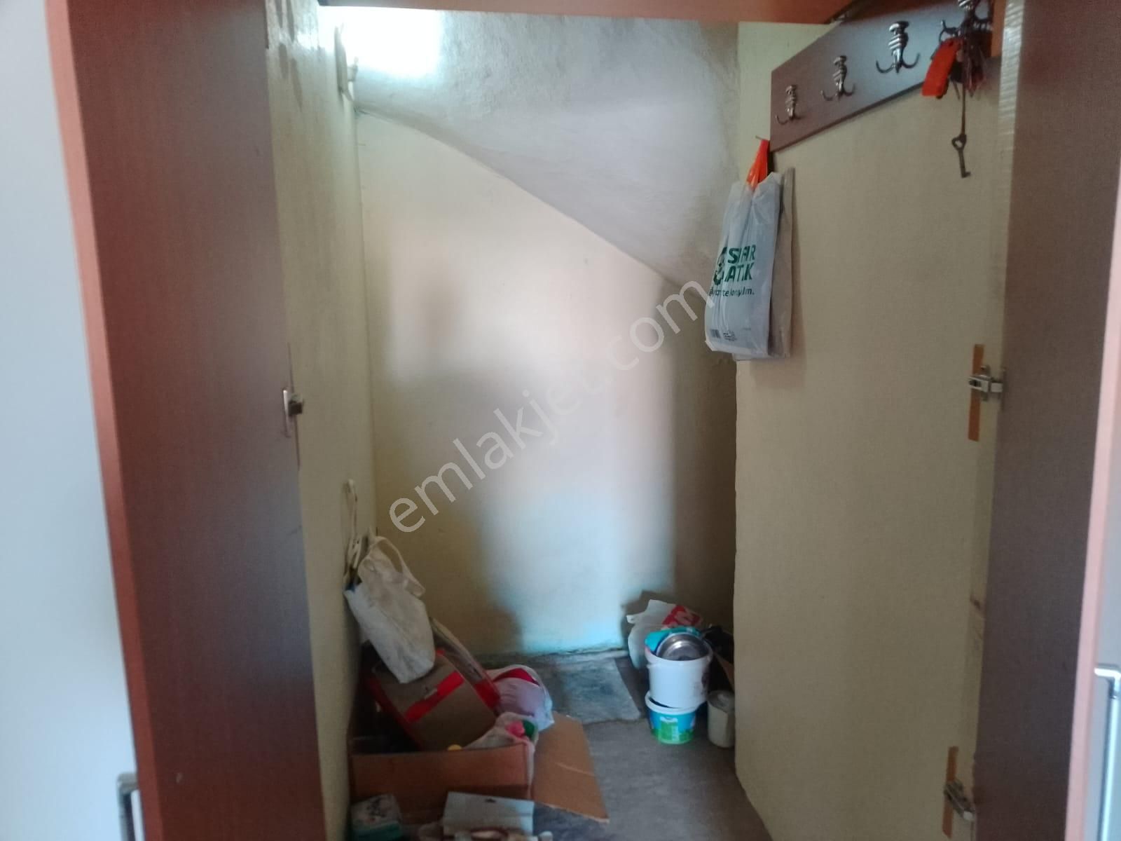 Akçay Emlak'tan Akşehir Yeni Mahallede Doğalgazlı İki Daireli Satılık Müstakil Ev - Görsel 15