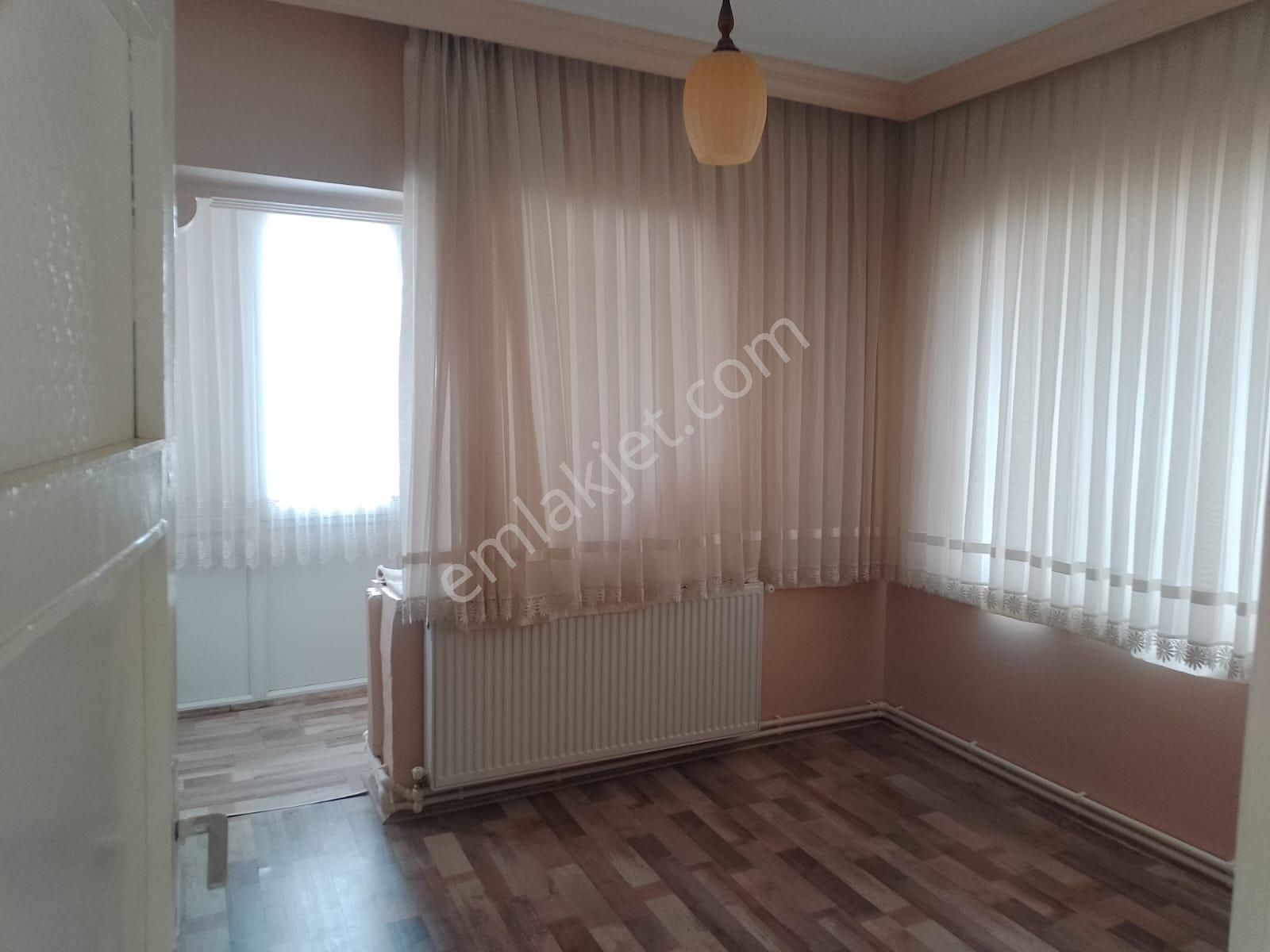 Akçay Emlak'tan Akşehir Yeni Mahallede Doğalgazlı İki Daireli Satılık Müstakil Ev - Görsel 7