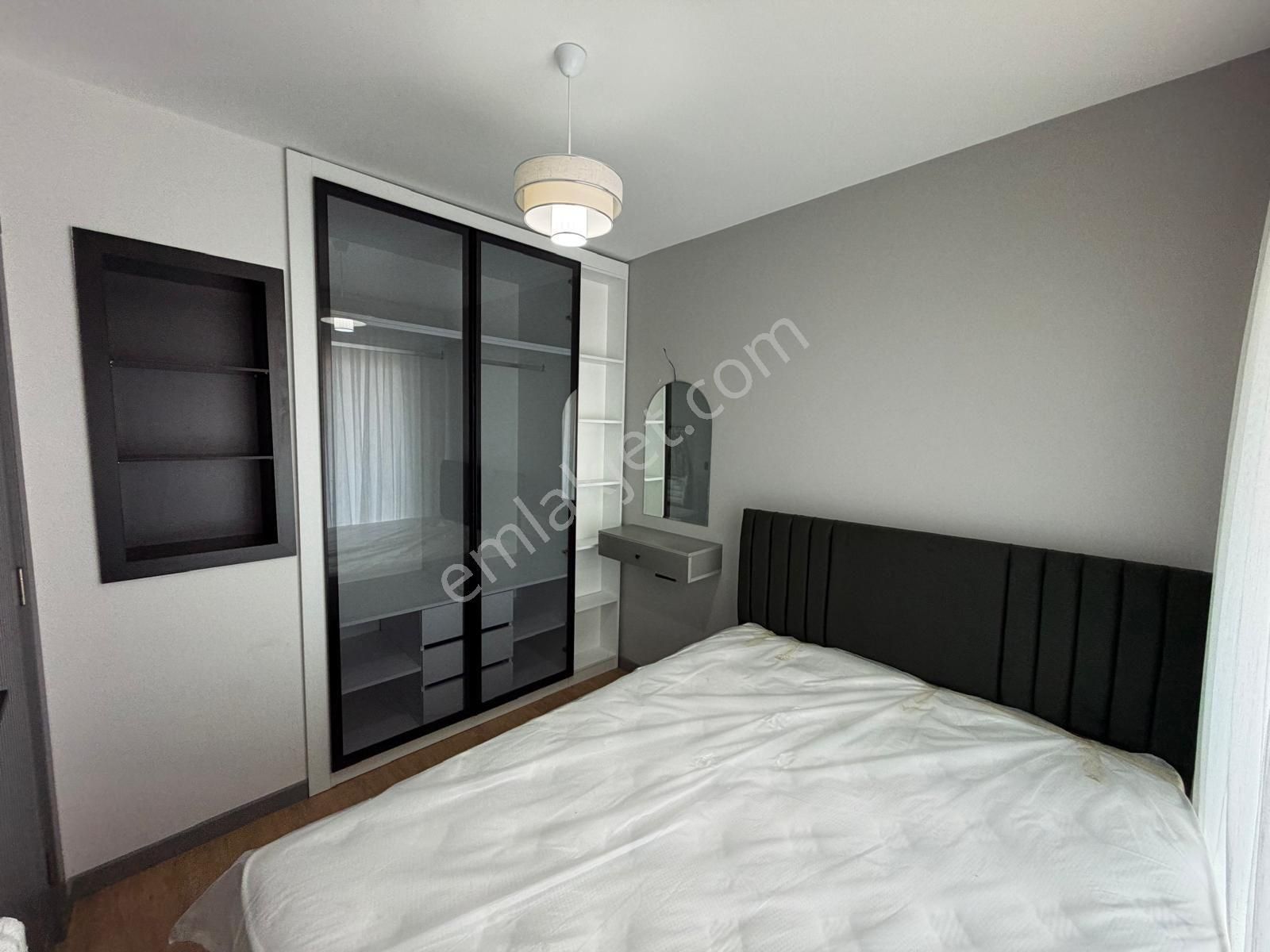 Buca Adatepe Mh Sıfır Lüks Rezidans 1+1 Arakat Eşyalı Havuzlu Balkonlu Satılık - Görsel 6