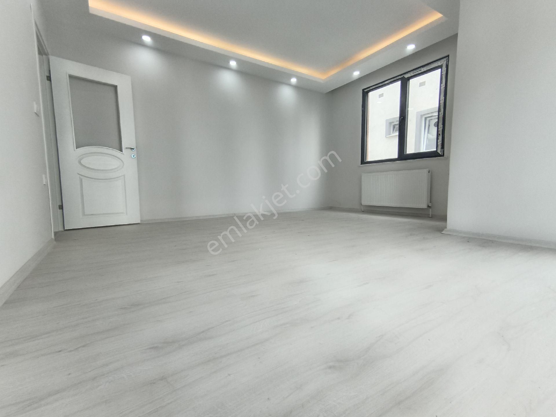 A.gazi Mah De Güzel Bir 2 +1,120m2 Arakat - Görsel 5