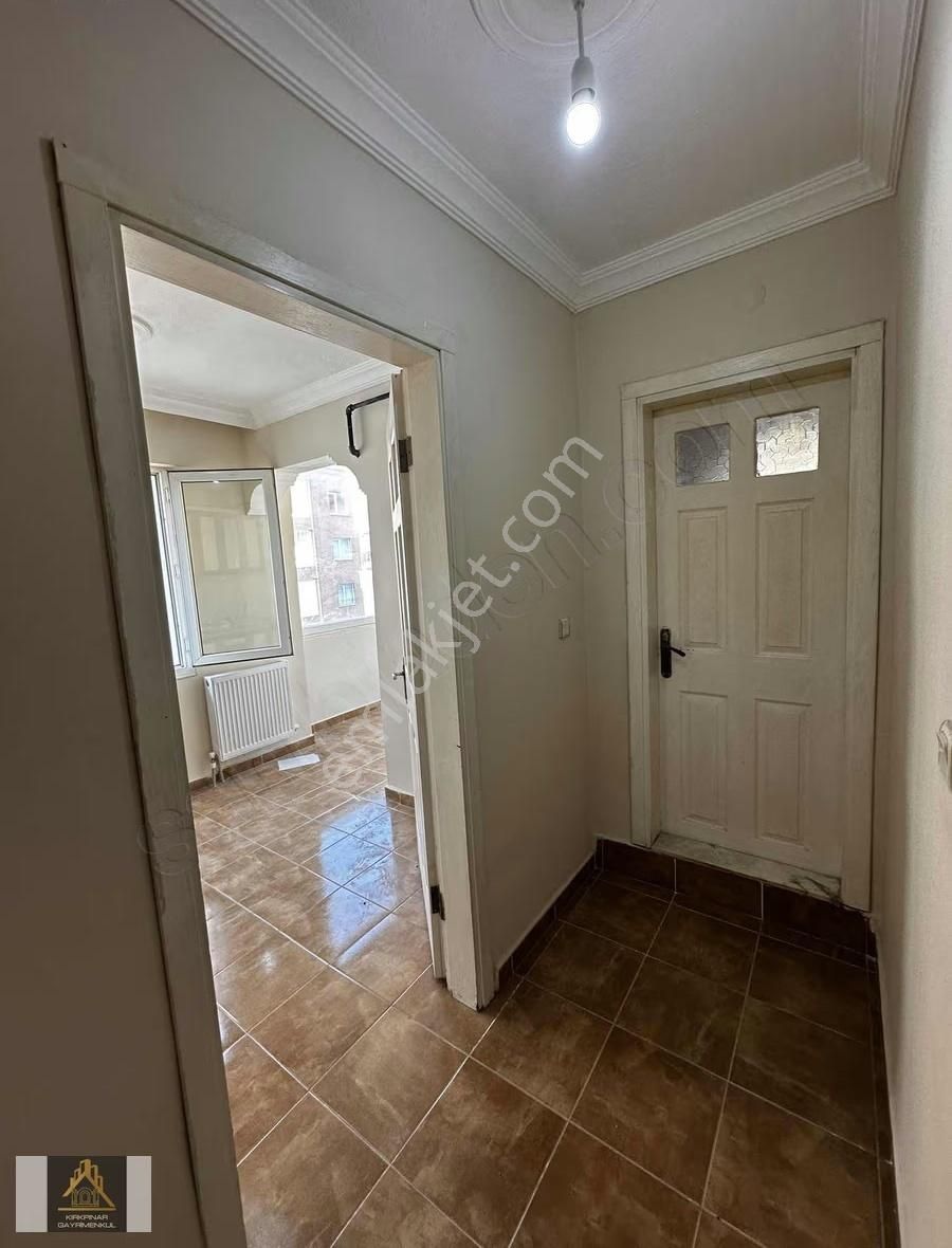 Ayrancılar Mahallesinde Kiralık Doğalgazlı 2+1 Daire - Görsel 3