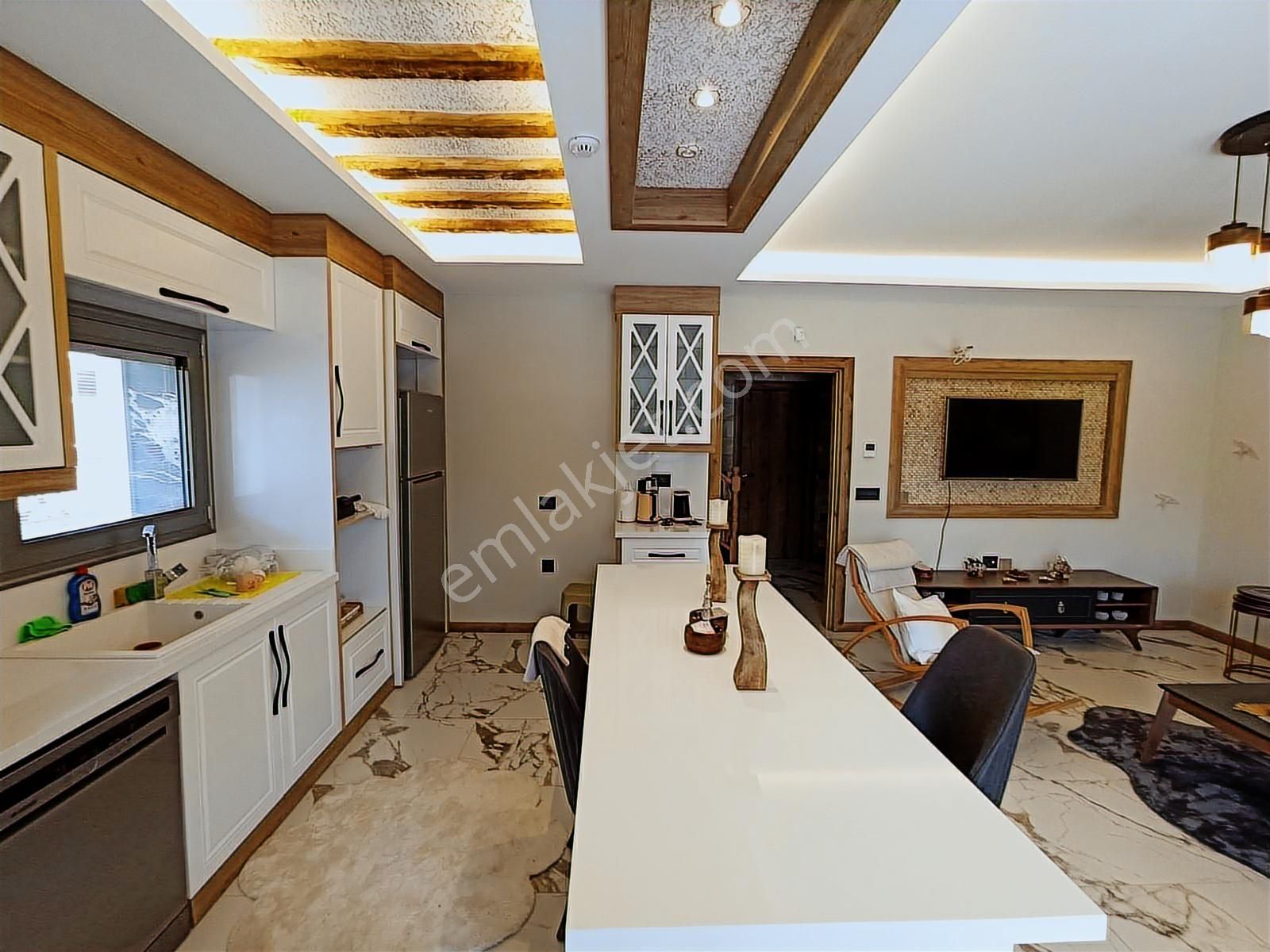 Özel Havuzlu Otoparklı Müstakil Akıllı Ev Sistemli 4+1 Villa - Görsel 2