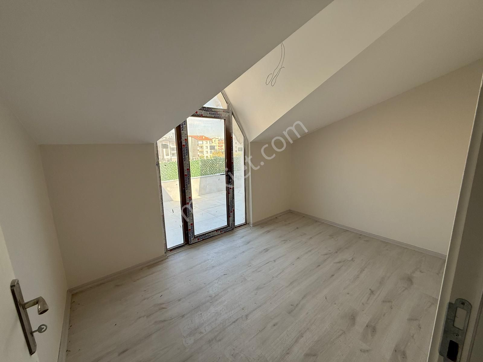 Beyhekim Mah’de Şafak Caddesi Satılık Lüx Site İçi 2+1 Daire - Görsel 4