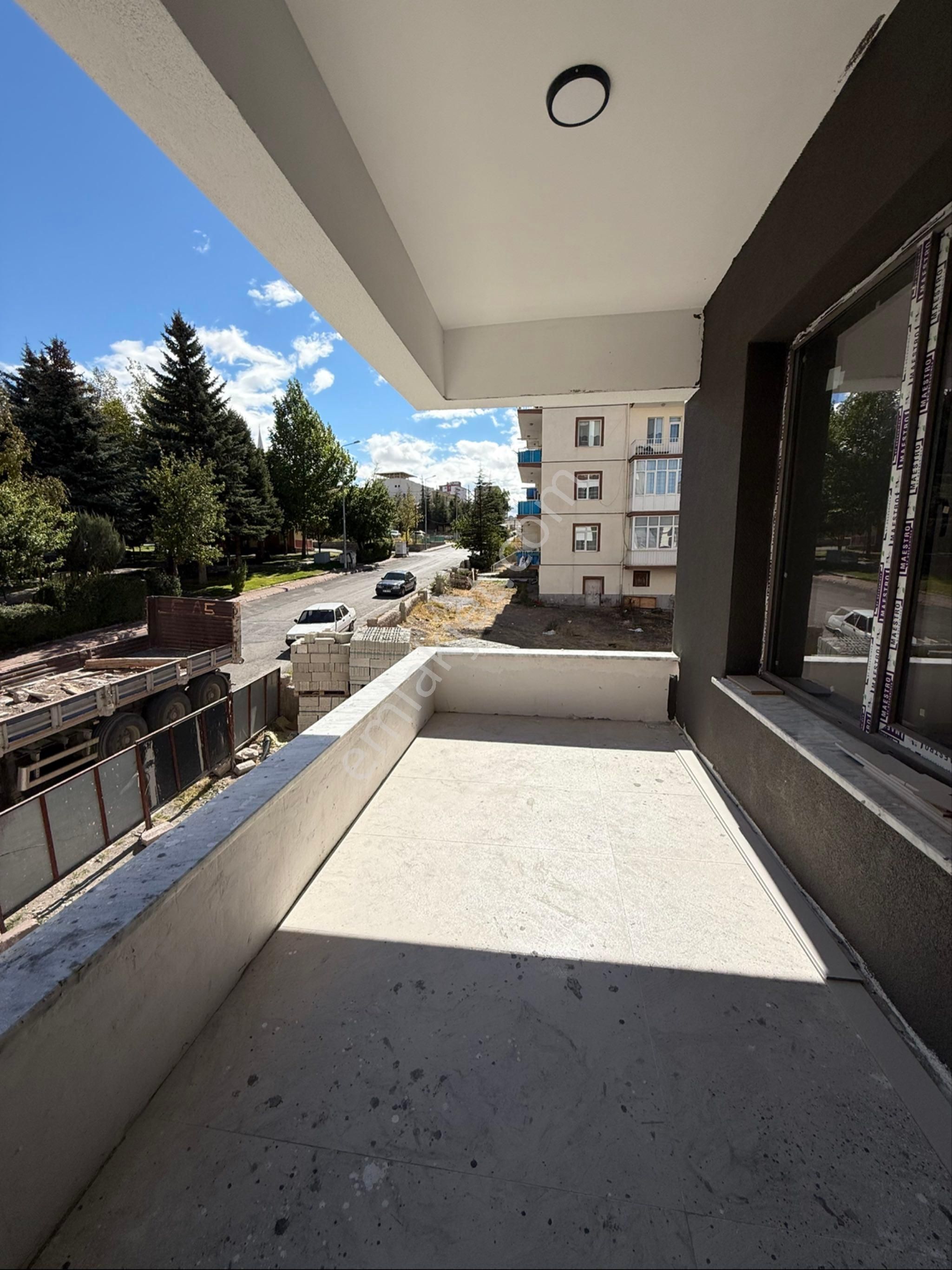 Tavlusun Malatya Yolu Üzerinde 3+1 Sıfır Lüx Satılık Daire - Görsel 18