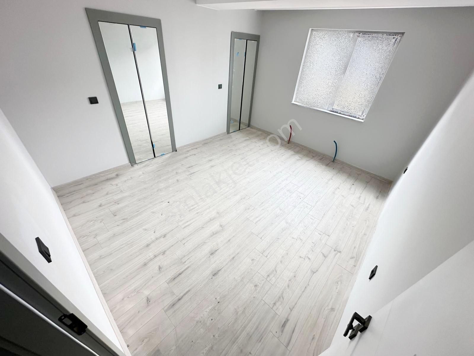 Yenikent Menderes Mh.de 4+1 Ultra Lüx Yapılı Satılık Daire - Görsel 12