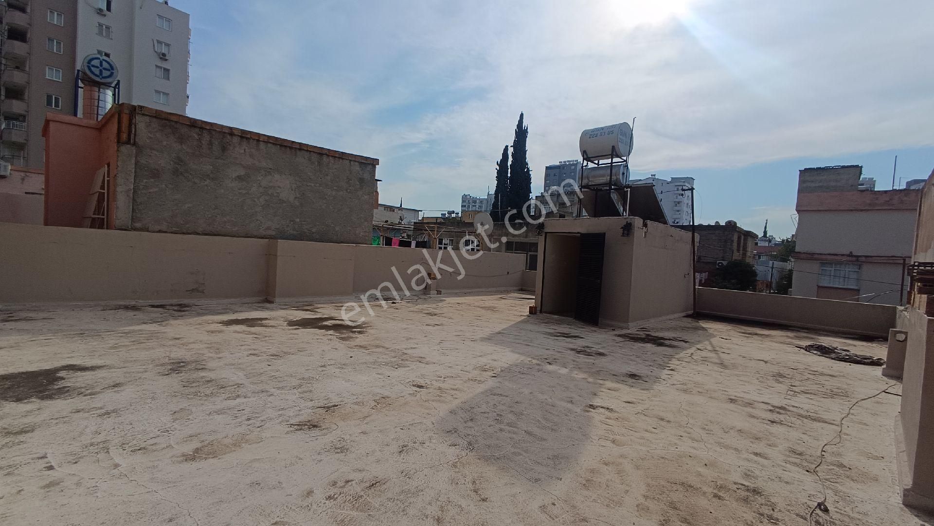 Yeşilyurt Müstakil Tek Katlı İkiz Daire Kapalı Mutfak 2+1 - Görsel 23