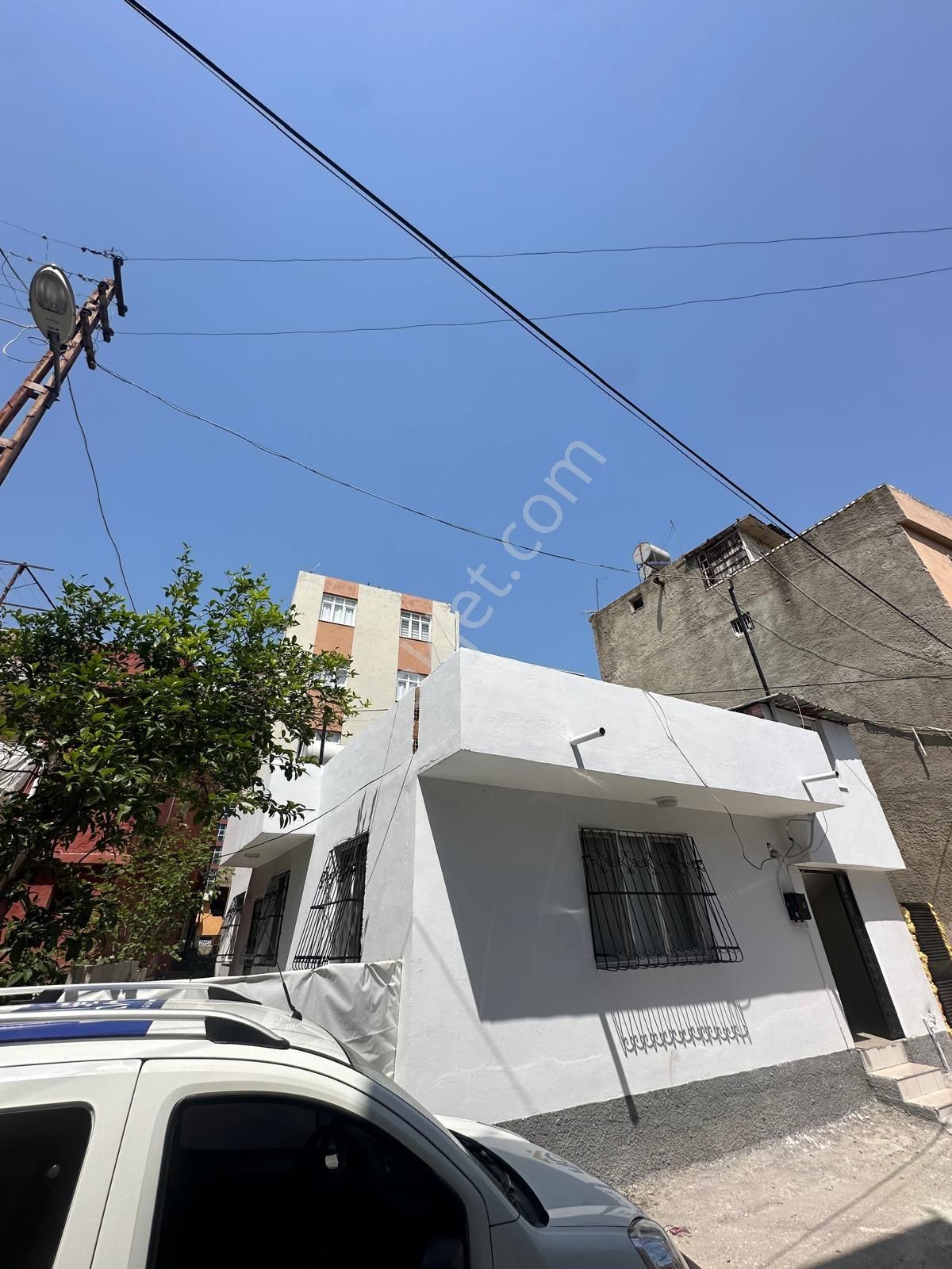 Gürselpaşa'da İçi Yapılı 2+1 Tek Katlı Kiralık Müstakil Ev - Görsel 2