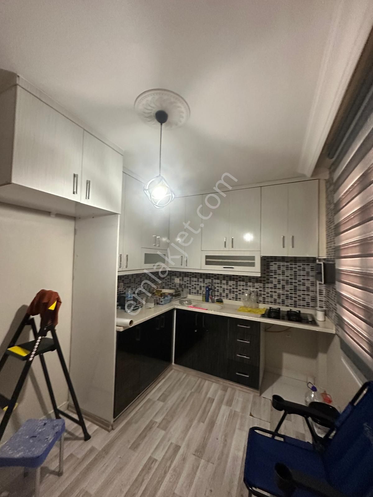 Gürselpaşa'da İçi Yapılı 2+1 Tek Katlı Kiralık Müstakil Ev - Görsel 7