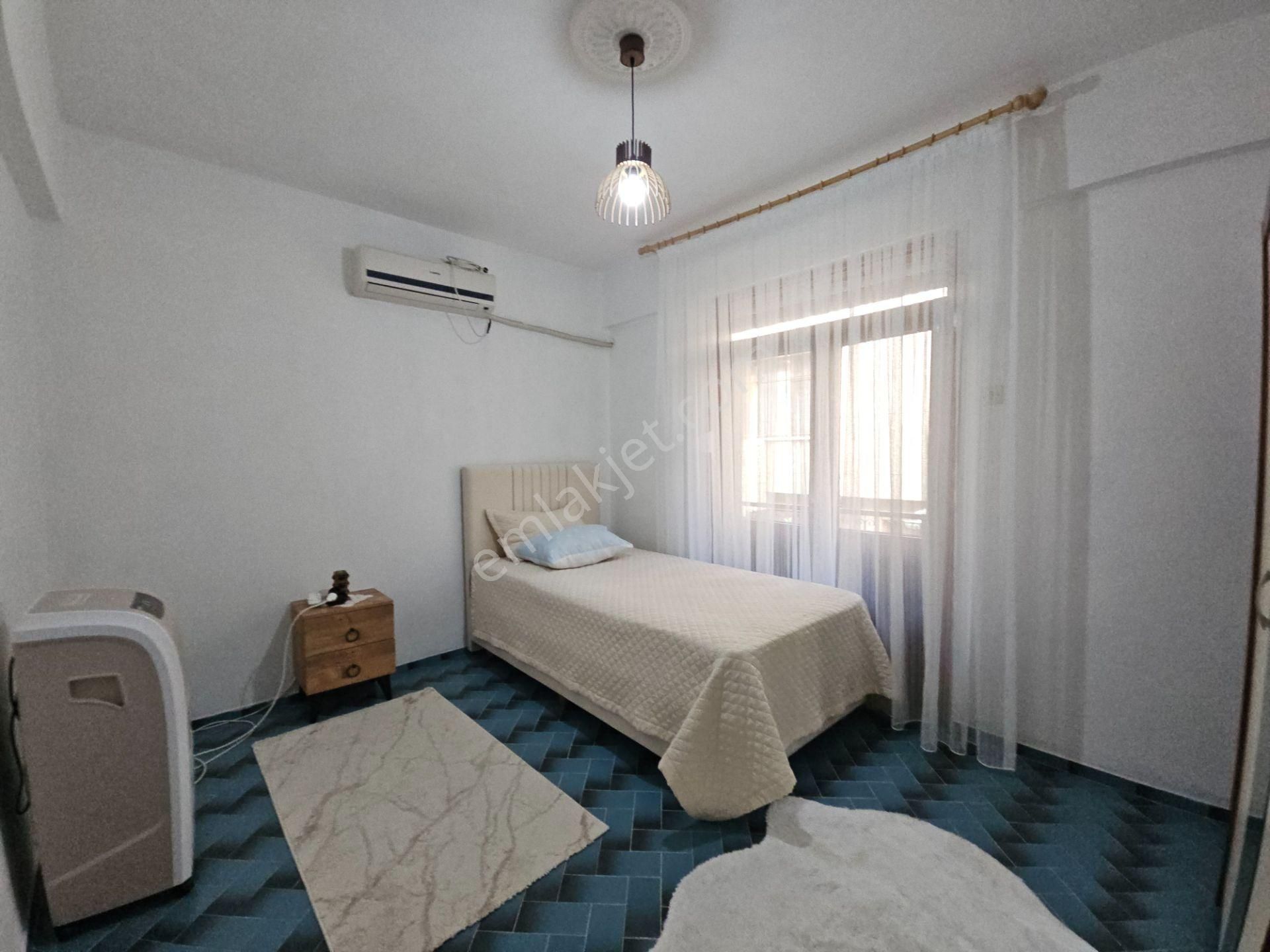 Edremit İkizçay’da Denize 50 Metre Mesafede 3 Katlı 3+1 Villa - Görsel 12