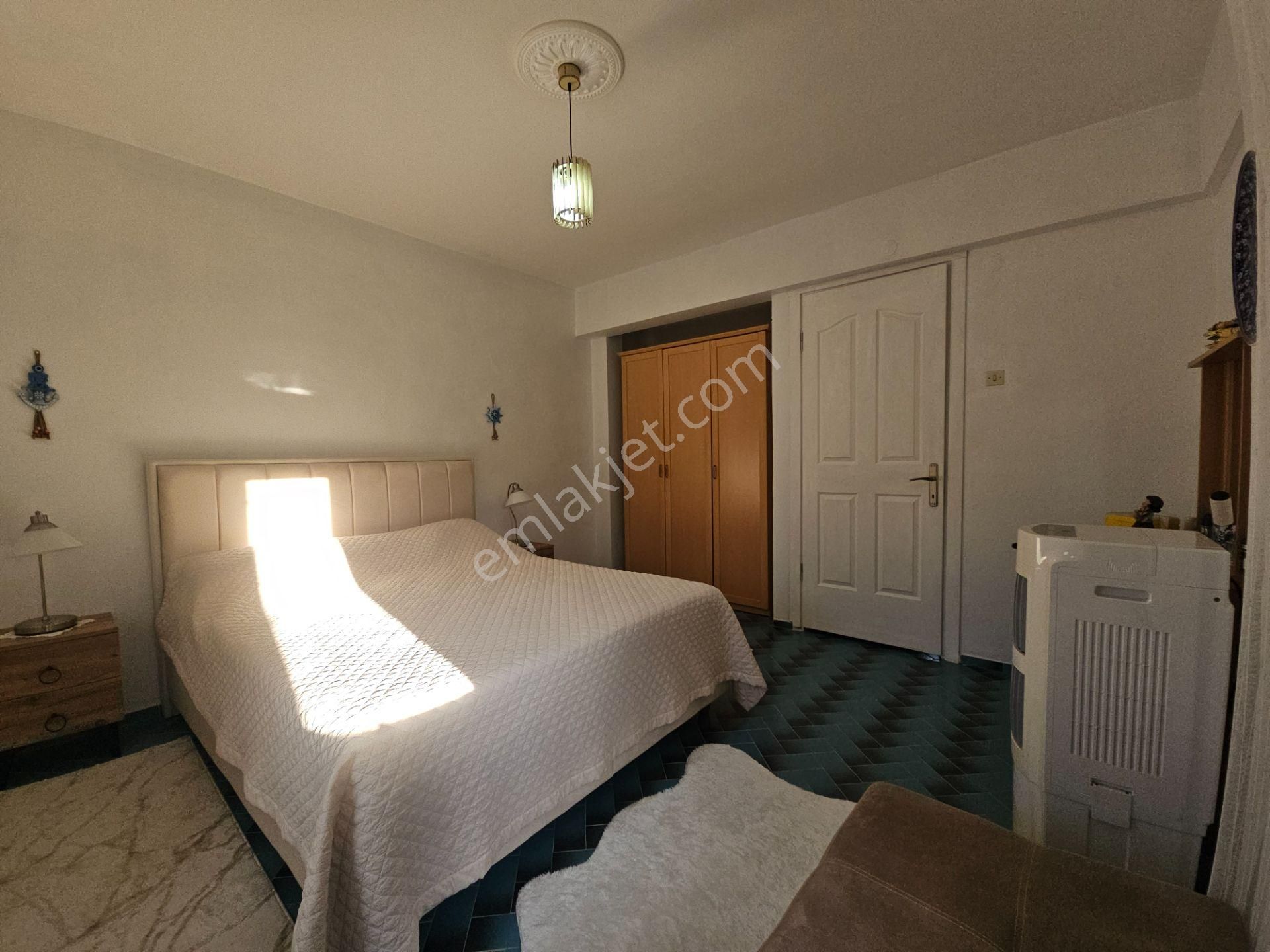 Edremit İkizçay’da Denize 50 Metre Mesafede 3 Katlı 3+1 Villa - Görsel 15