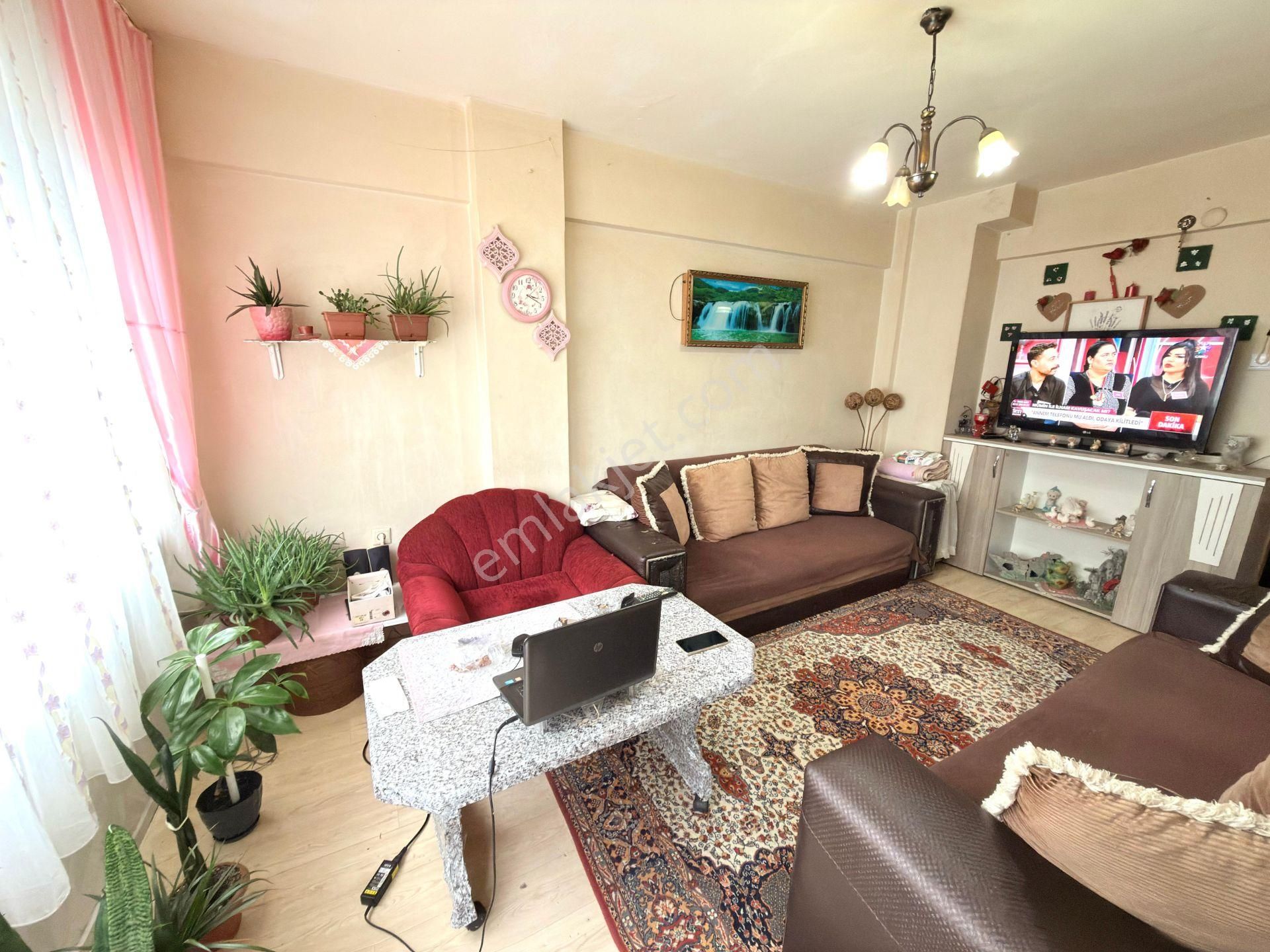 Zeytinburnu 58.bulvar Caddesi Üzerinde Satılık Daire - Görsel 6