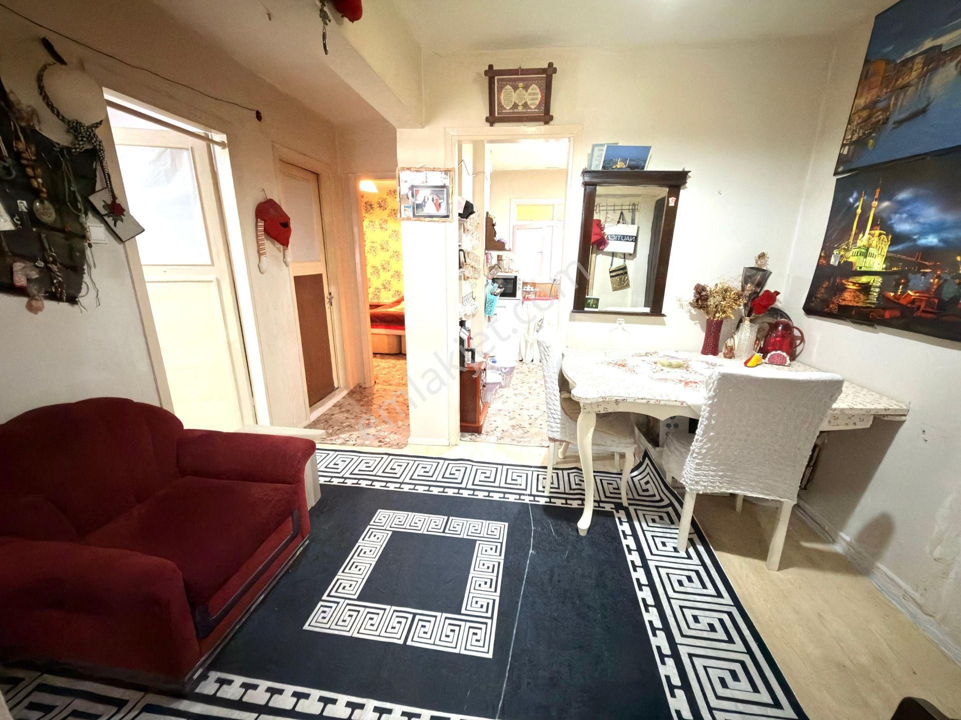 Zeytinburnu 58.bulvar Caddesi Üzerinde Satılık Daire - Görsel 8