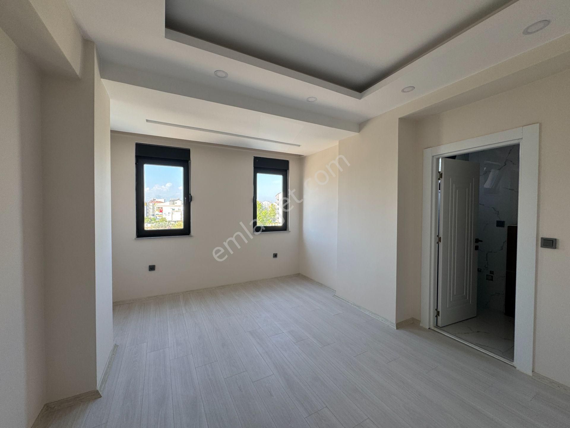 Göksuda Site İçi Çift Banyolu Havuzlu Otoparklı Fırsat 2+1 - Görsel 20