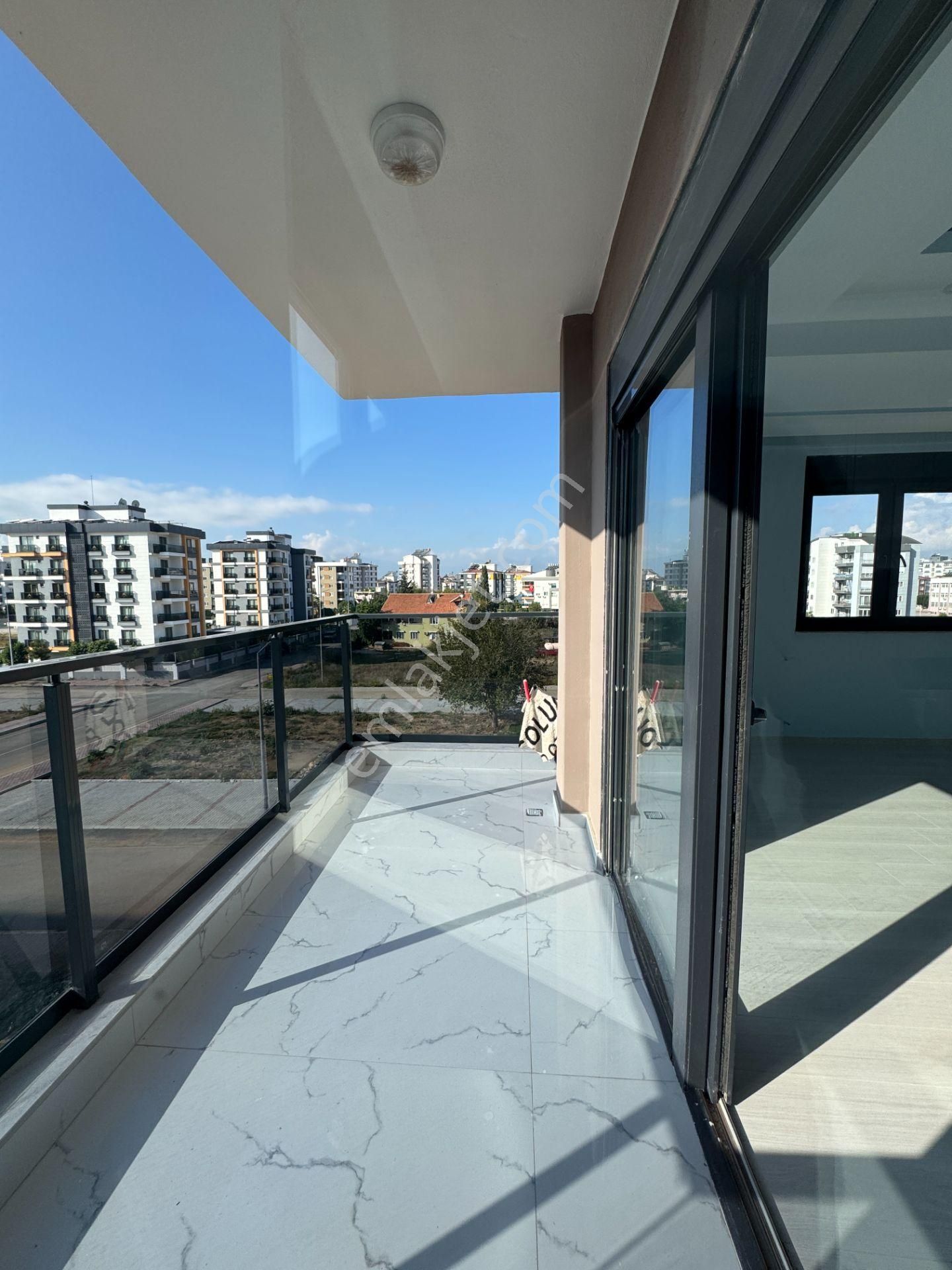 Göksuda Site İçi Çift Banyolu Havuzlu Otoparklı Fırsat 2+1 - Görsel 5