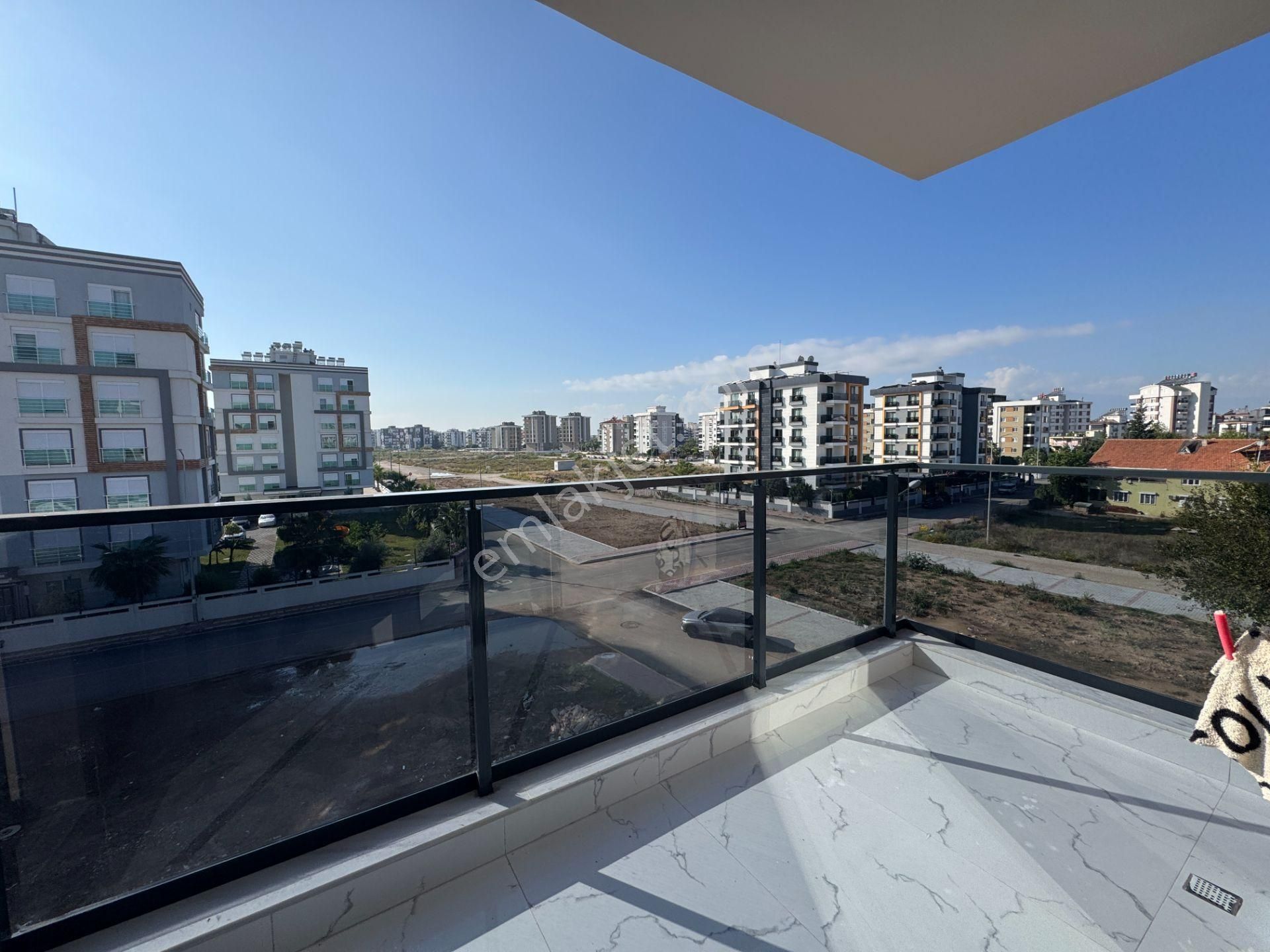 Göksuda Site İçi Çift Banyolu Havuzlu Otoparklı Fırsat 2+1 - Görsel 12