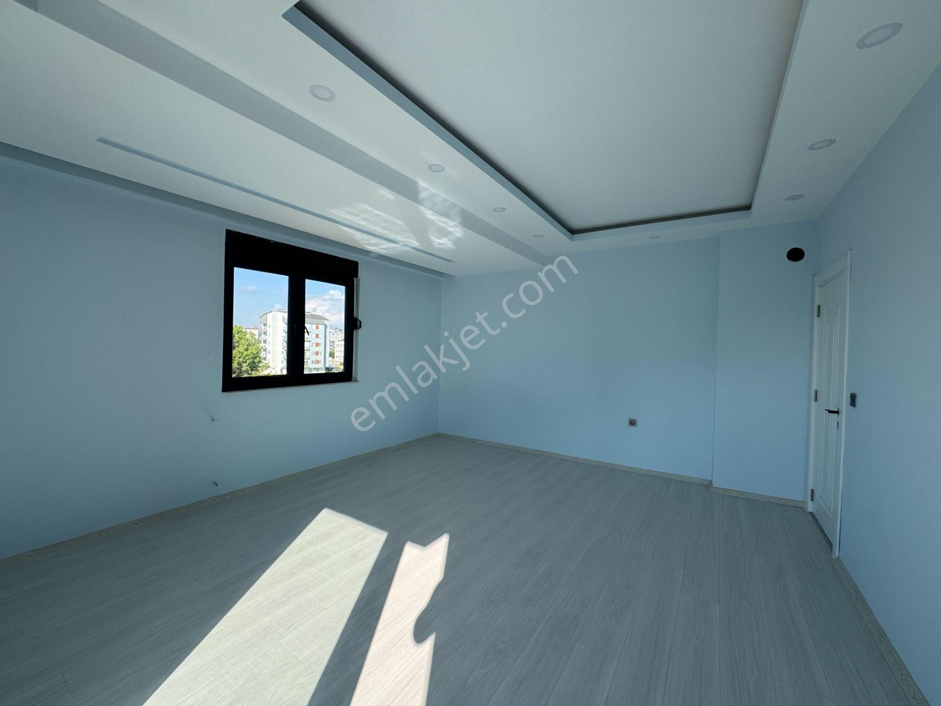 Göksuda Site İçi Çift Banyolu Havuzlu Otoparklı Fırsat 2+1 - Görsel 13