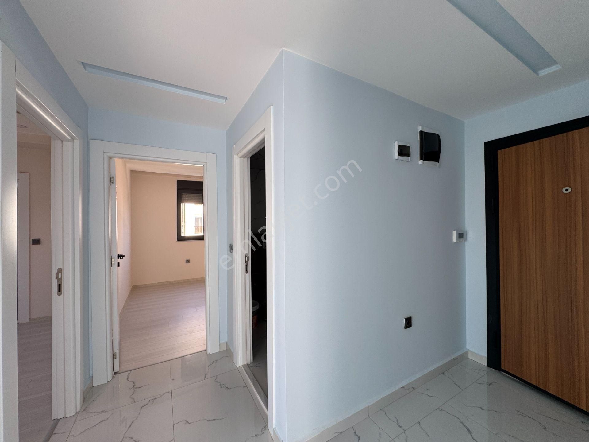 Göksuda Site İçi Çift Banyolu Havuzlu Otoparklı Fırsat 2+1 - Görsel 6