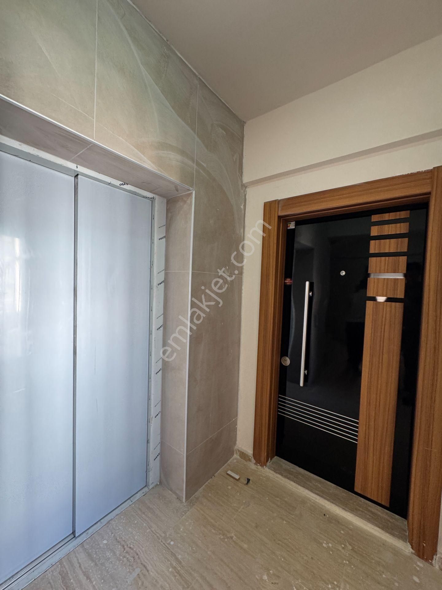 Göksuda Site İçi Çift Banyolu Havuzlu Otoparklı Fırsat 2+1 - Görsel 26